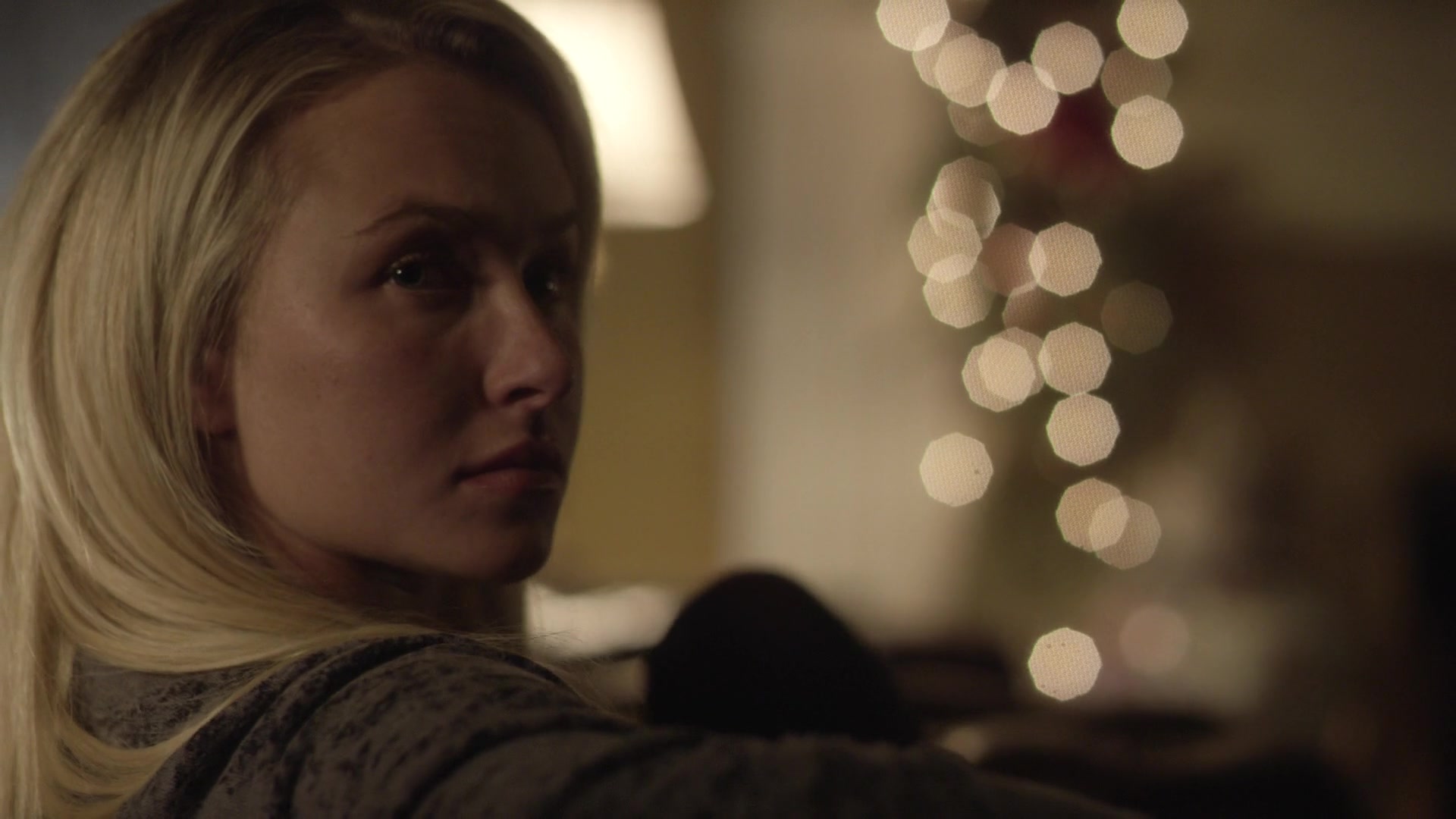 Nashville_2012_S06E01_New_Strings_1080p__2105.jpg Nashville_2012_S06E01_New_Strings_1080p__2105.jpg