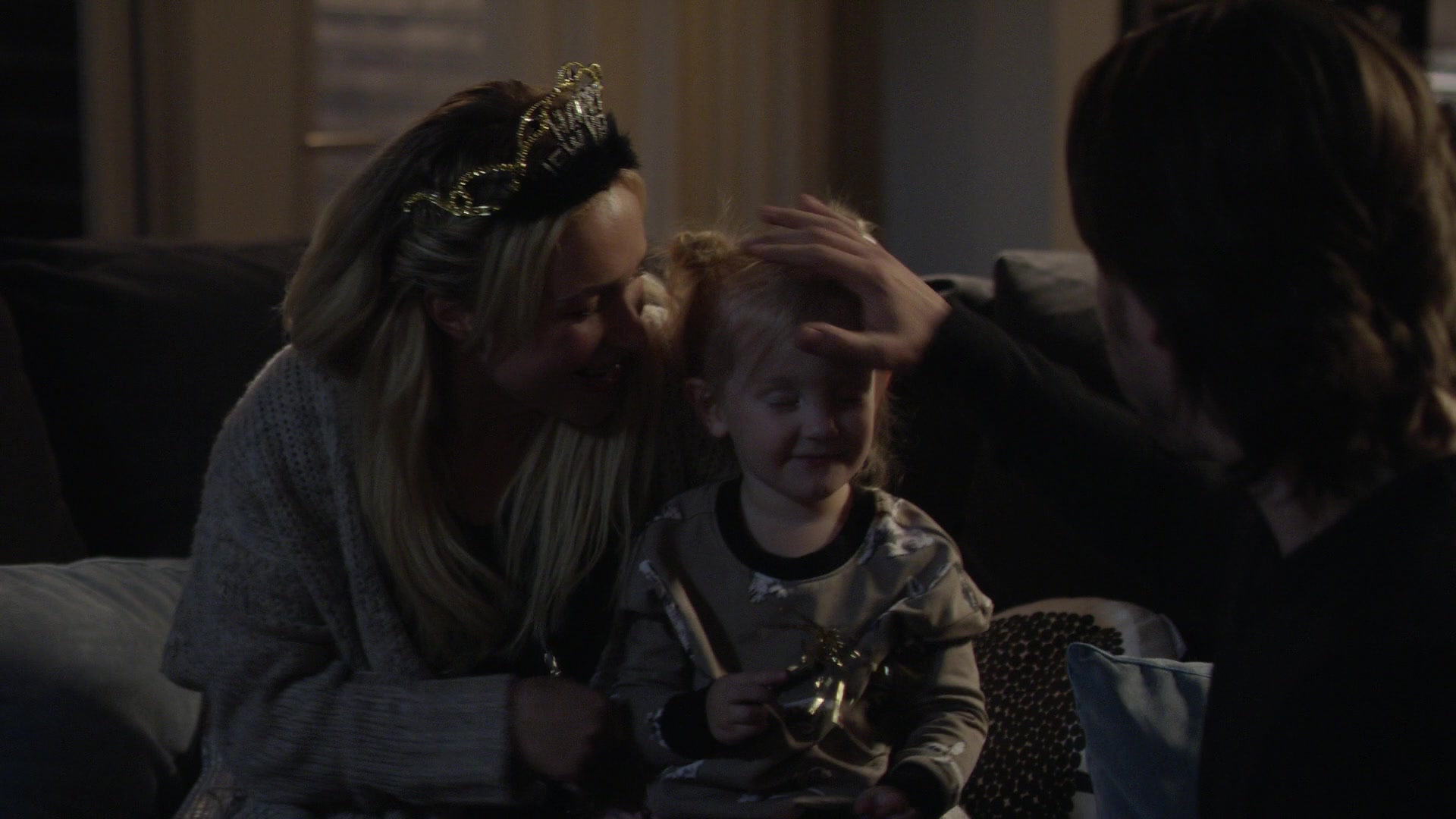 Nashville_2012_S06E01_New_Strings_1080p__5947.jpg Nashville_2012_S06E01_New_Strings_1080p__5947.jpg
