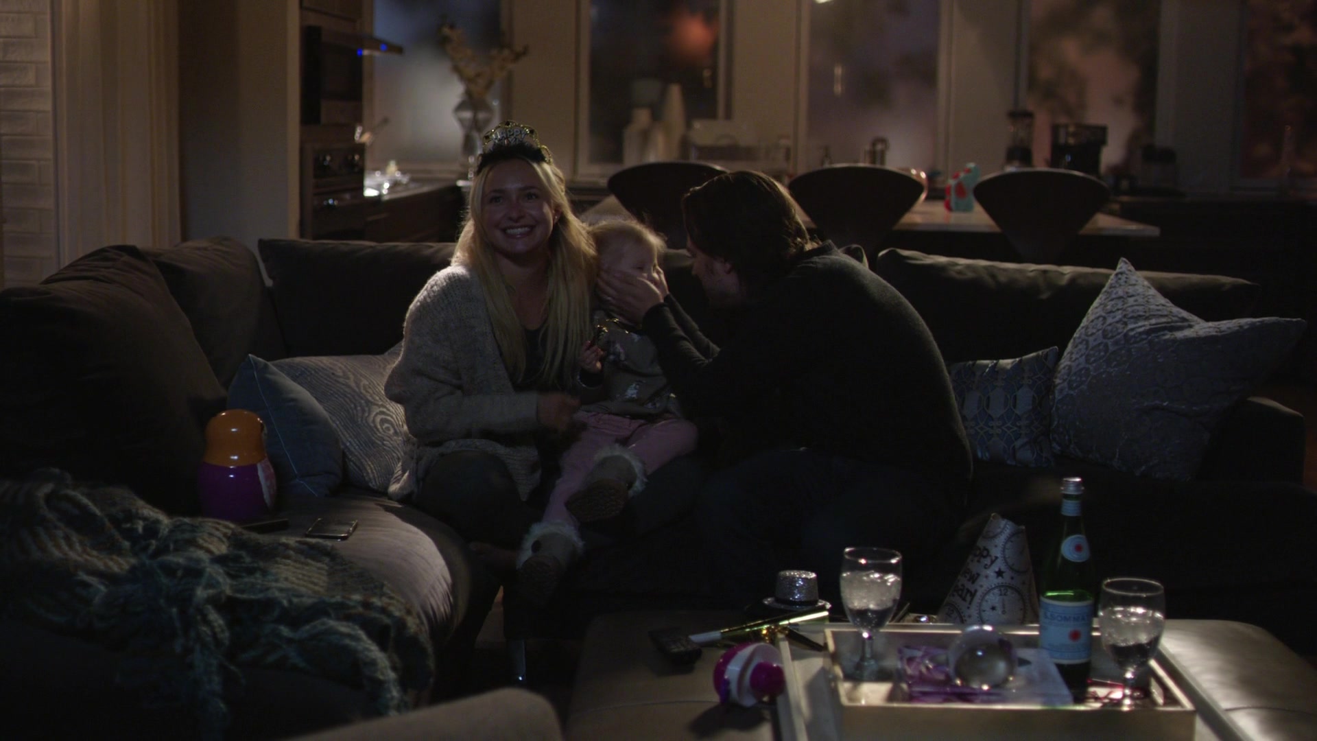 Nashville_2012_S06E01_New_Strings_1080p__5953.jpg Nashville_2012_S06E01_New_Strings_1080p__5953.jpg