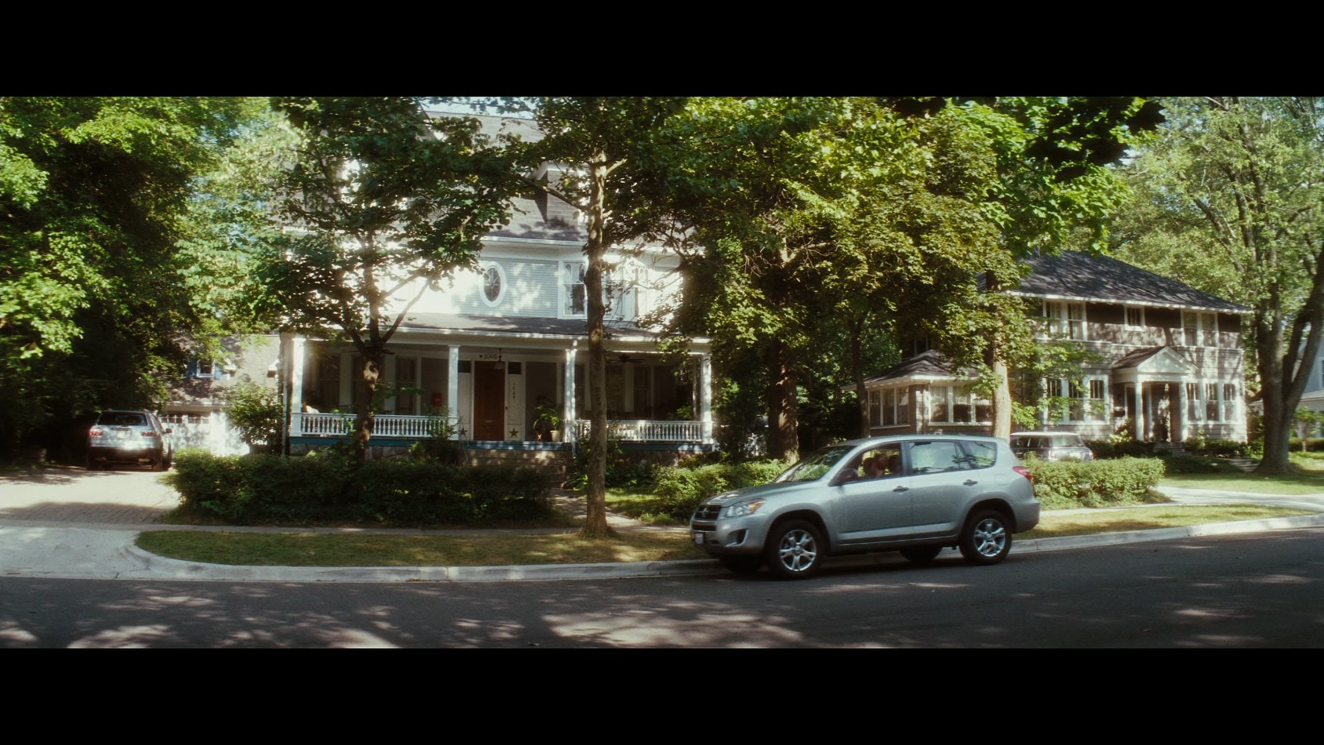 Scream_4_2011_1080p_01890.jpg