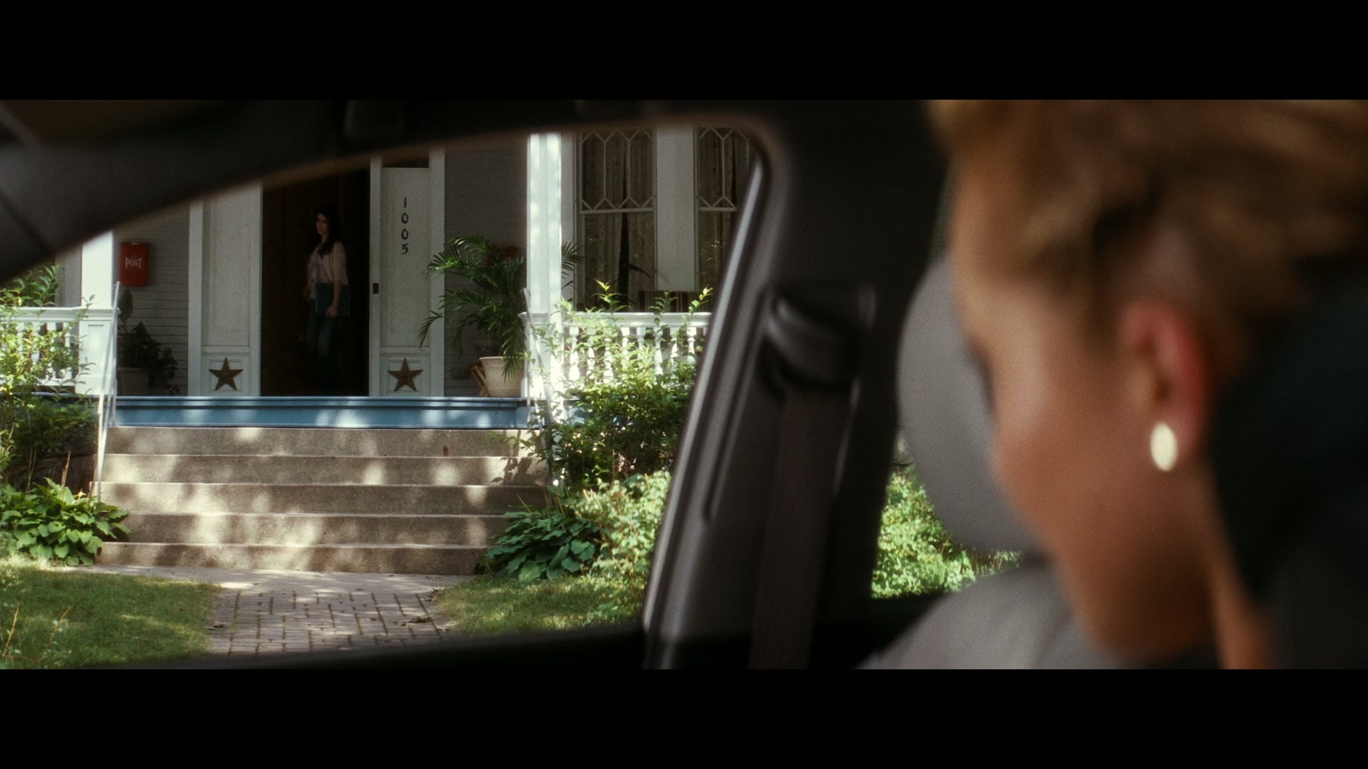 Scream_4_2011_1080p_01897~0.jpg