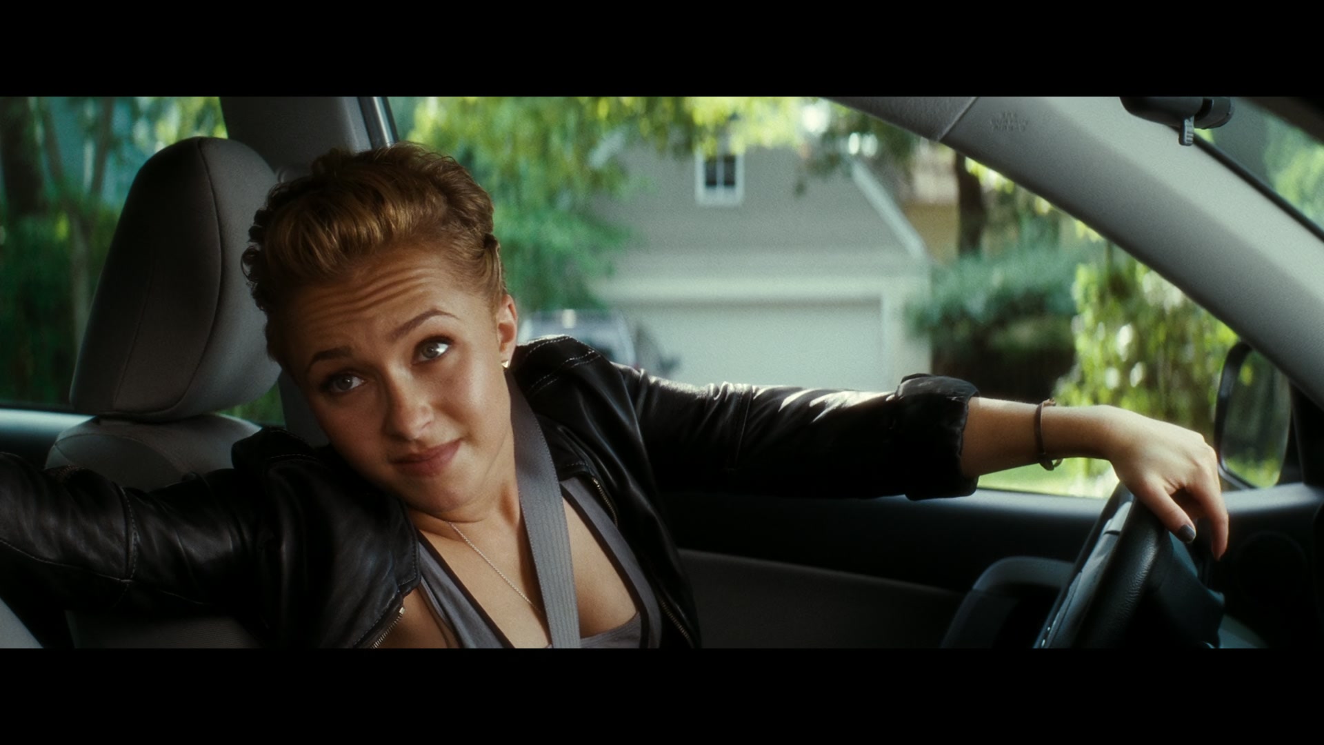 Scream_4_2011_1080p_01910~0.jpg Scream_4_2011_1080p_01910~0.jpg