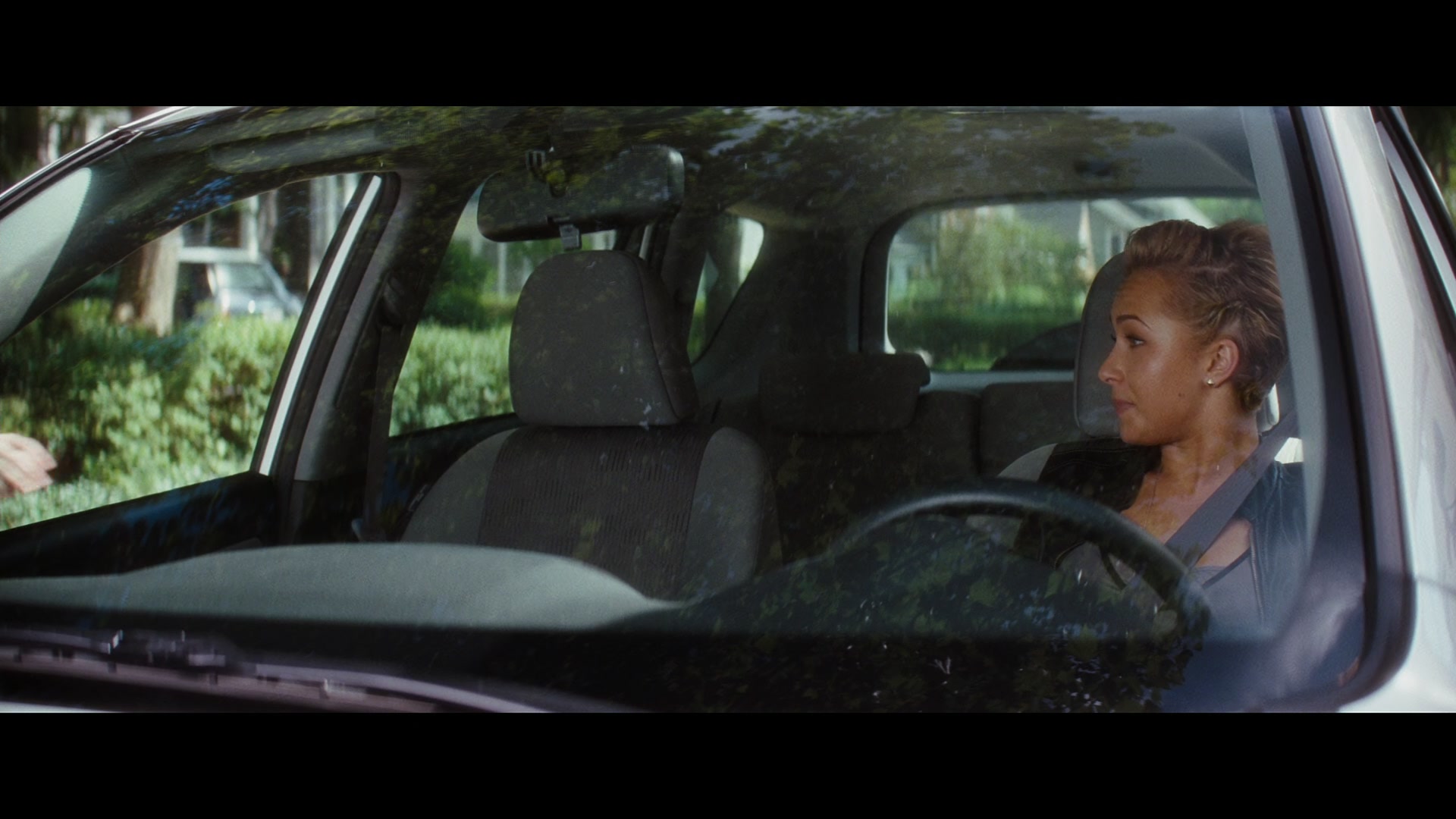 Scream_4_2011_1080p_01923~0.jpg Scream_4_2011_1080p_01923~0.jpg