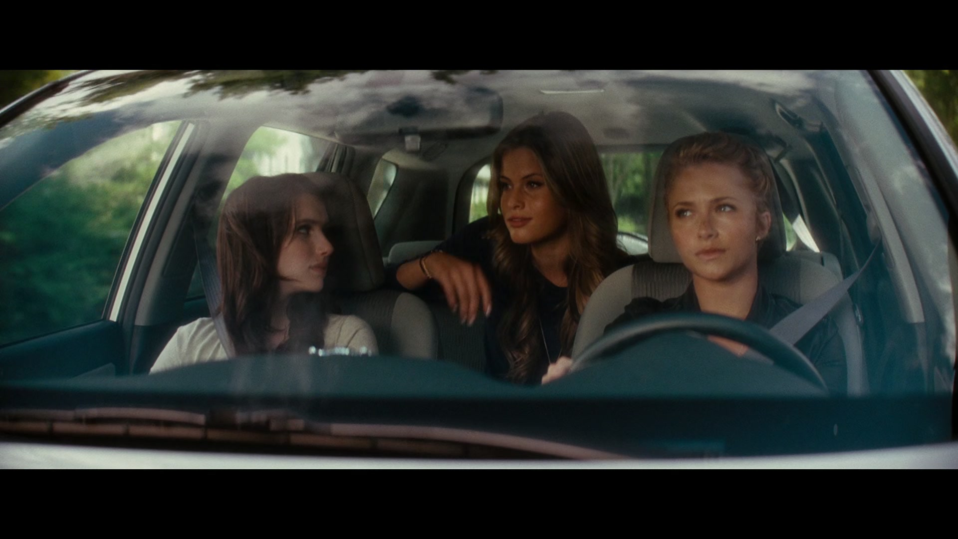 Scream_4_2011_1080p_02043~0.jpg Scream_4_2011_1080p_02043~0.jpg