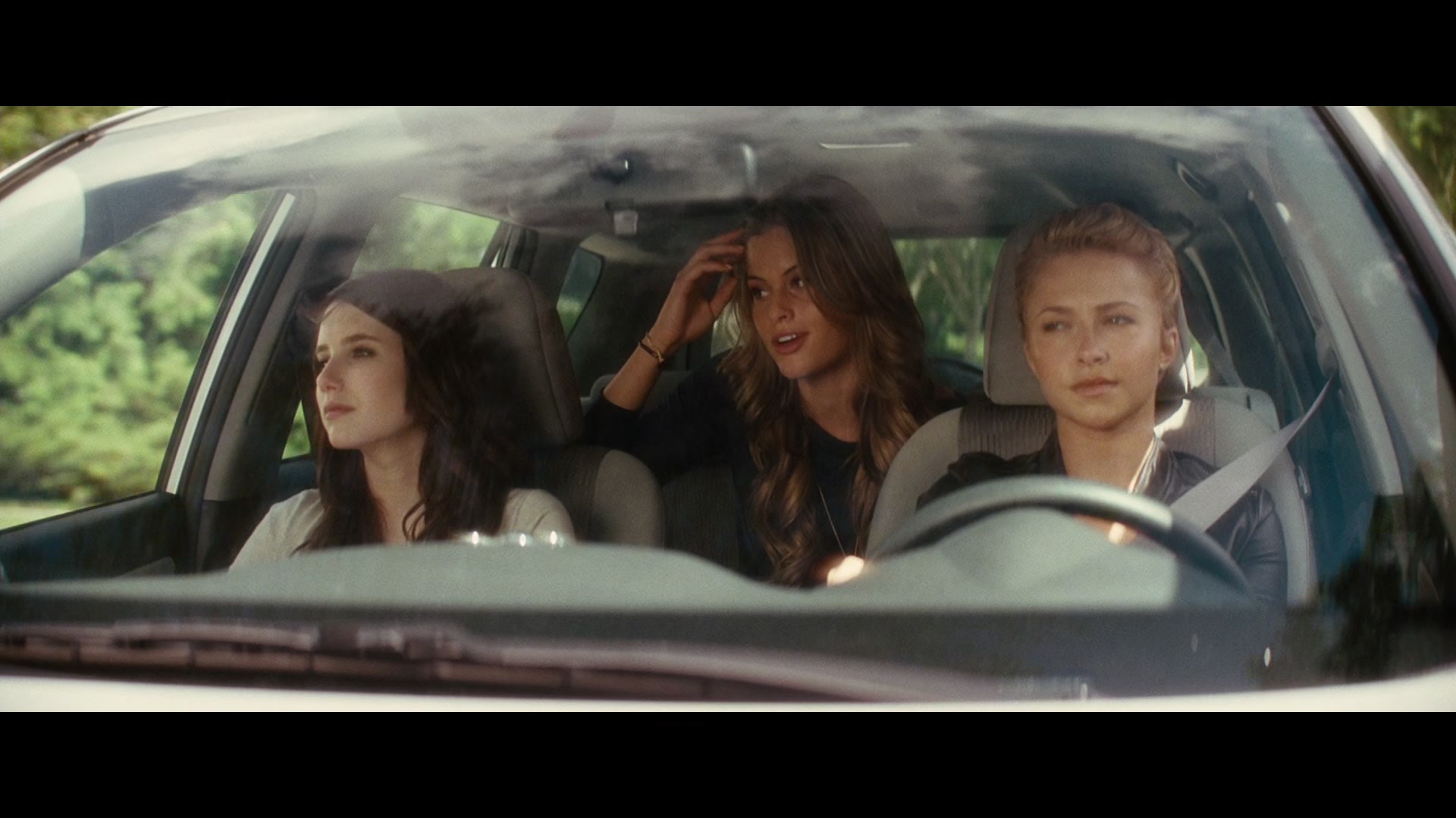 Scream_4_2011_1080p_02045~0.jpg Scream_4_2011_1080p_02045~0.jpg