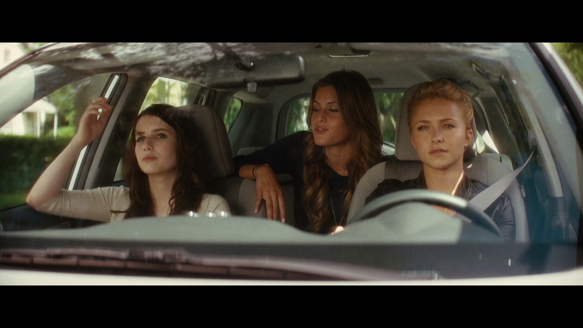 Scream_4_2011_1080p_02050~0.jpg Scream_4_2011_1080p_02050~0.jpg