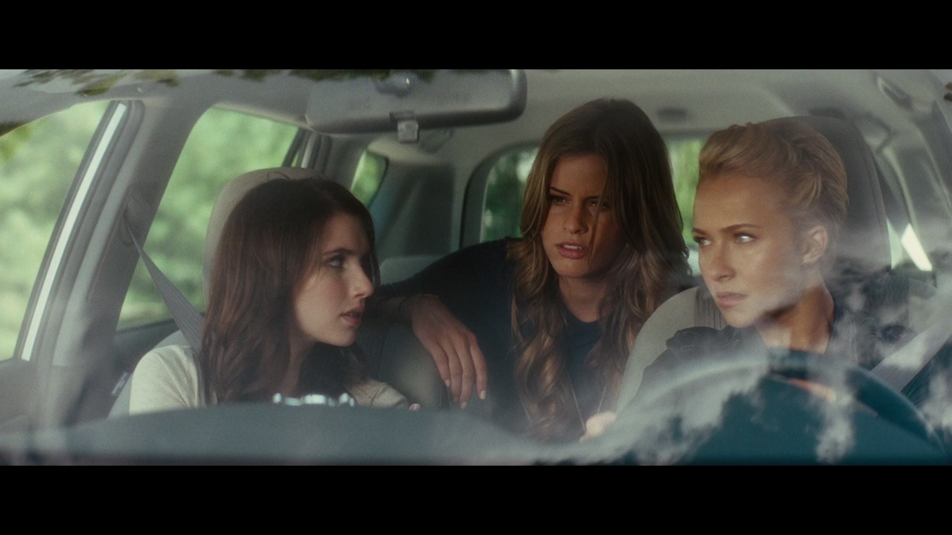 Scream_4_2011_1080p_02107~0.jpg