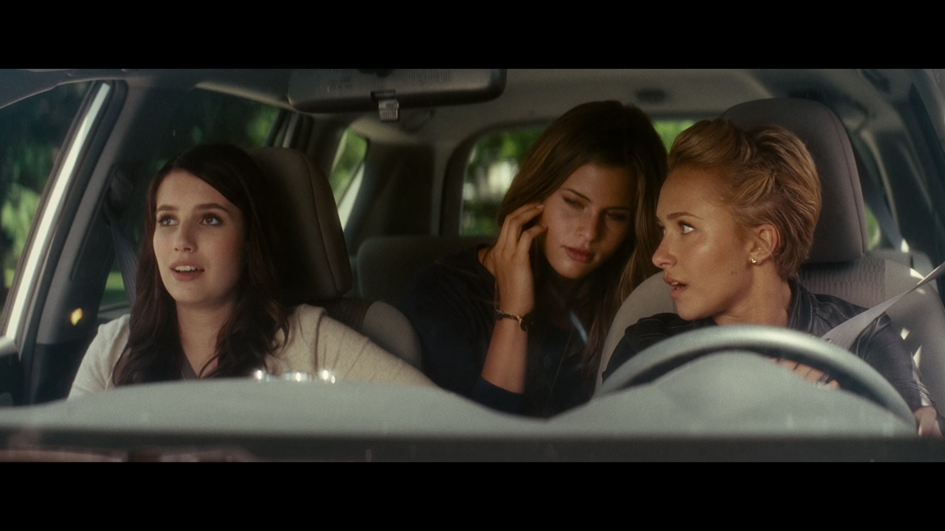 Scream_4_2011_1080p_02159~0.jpg Scream_4_2011_1080p_02159~0.jpg