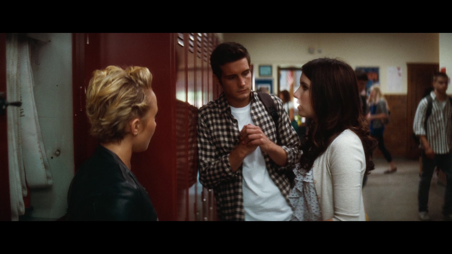 Scream_4_2011_1080p_02637~0.jpg Scream_4_2011_1080p_02637~0.jpg