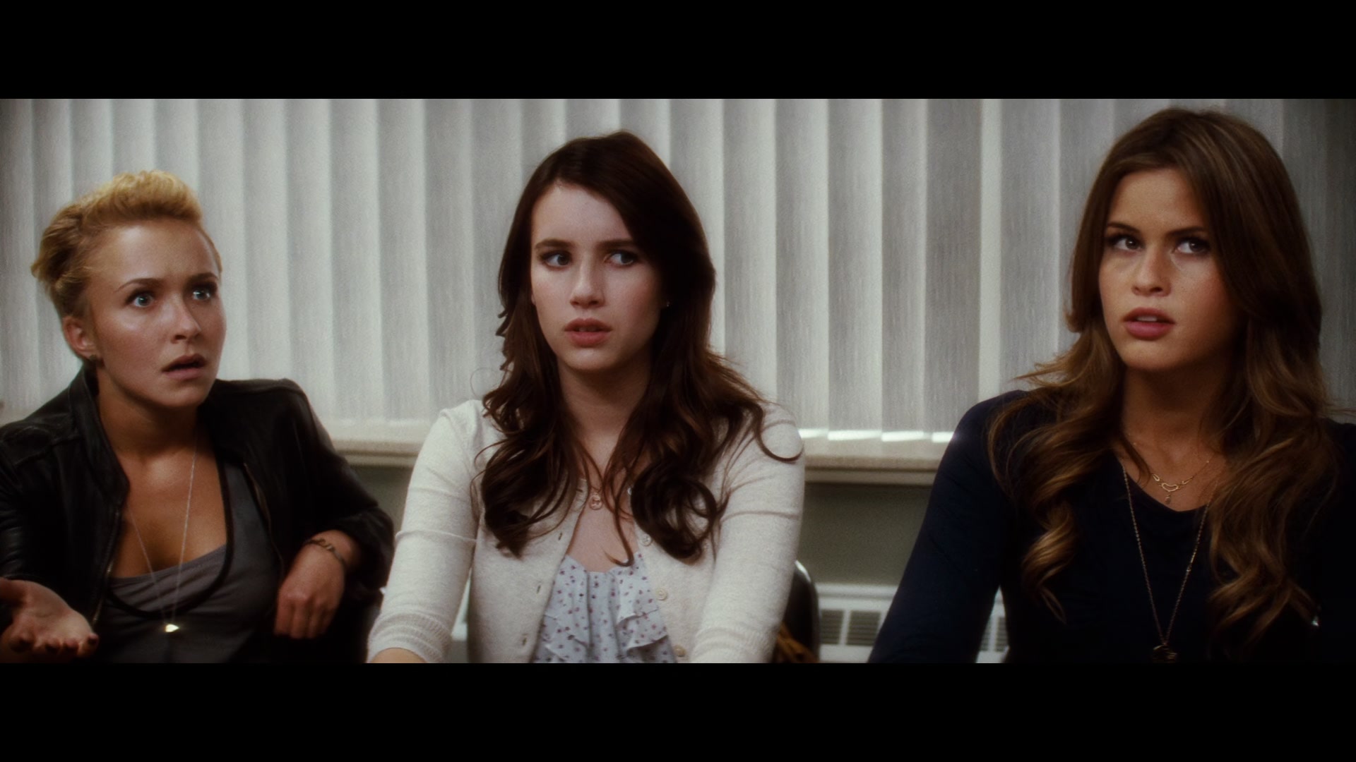 Scream_4_2011_1080p_03653~0.jpg Scream_4_2011_1080p_03653~0.jpg