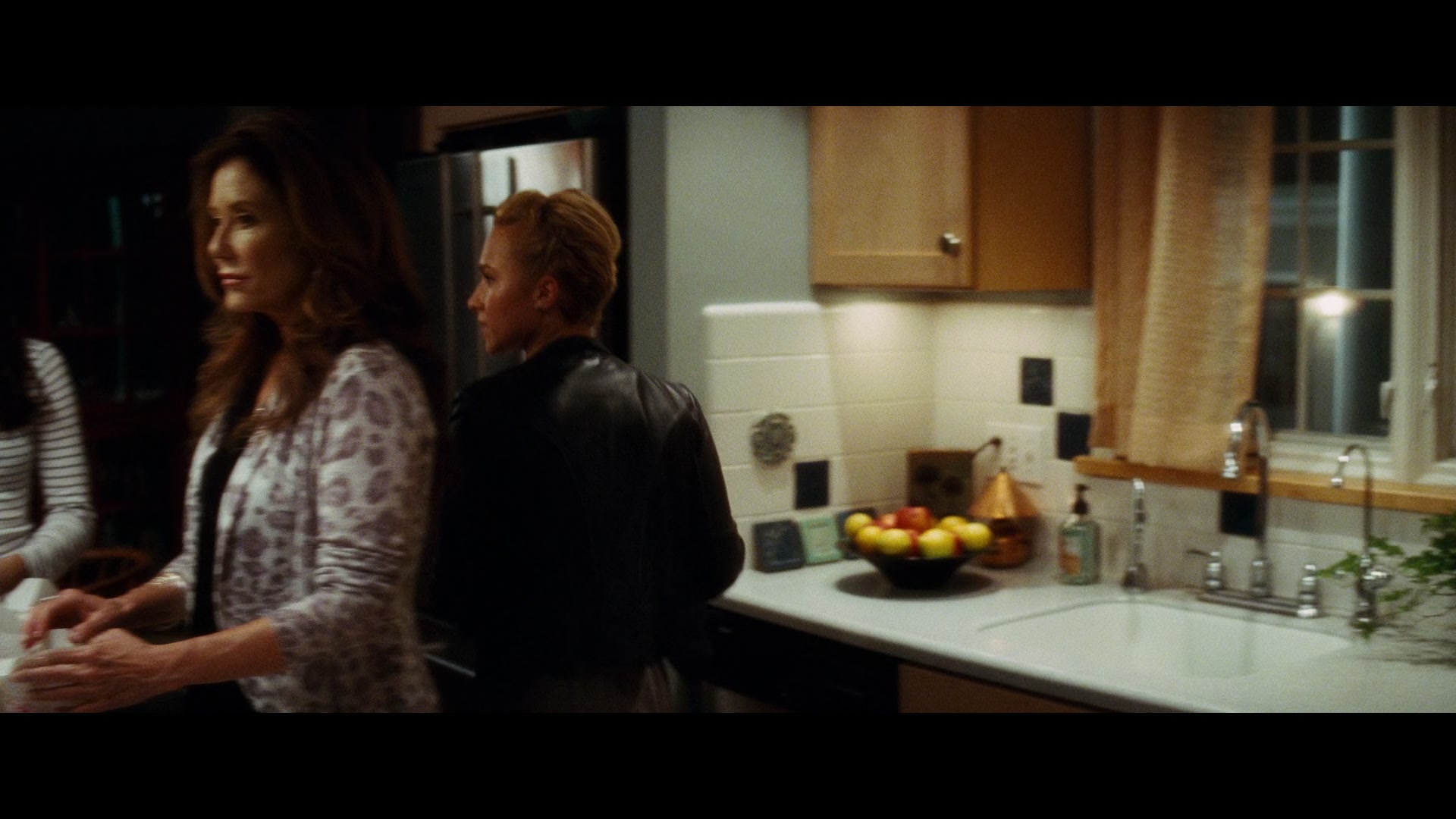 Scream_4_2011_1080p_03919~0.jpg Scream_4_2011_1080p_03919~0.jpg