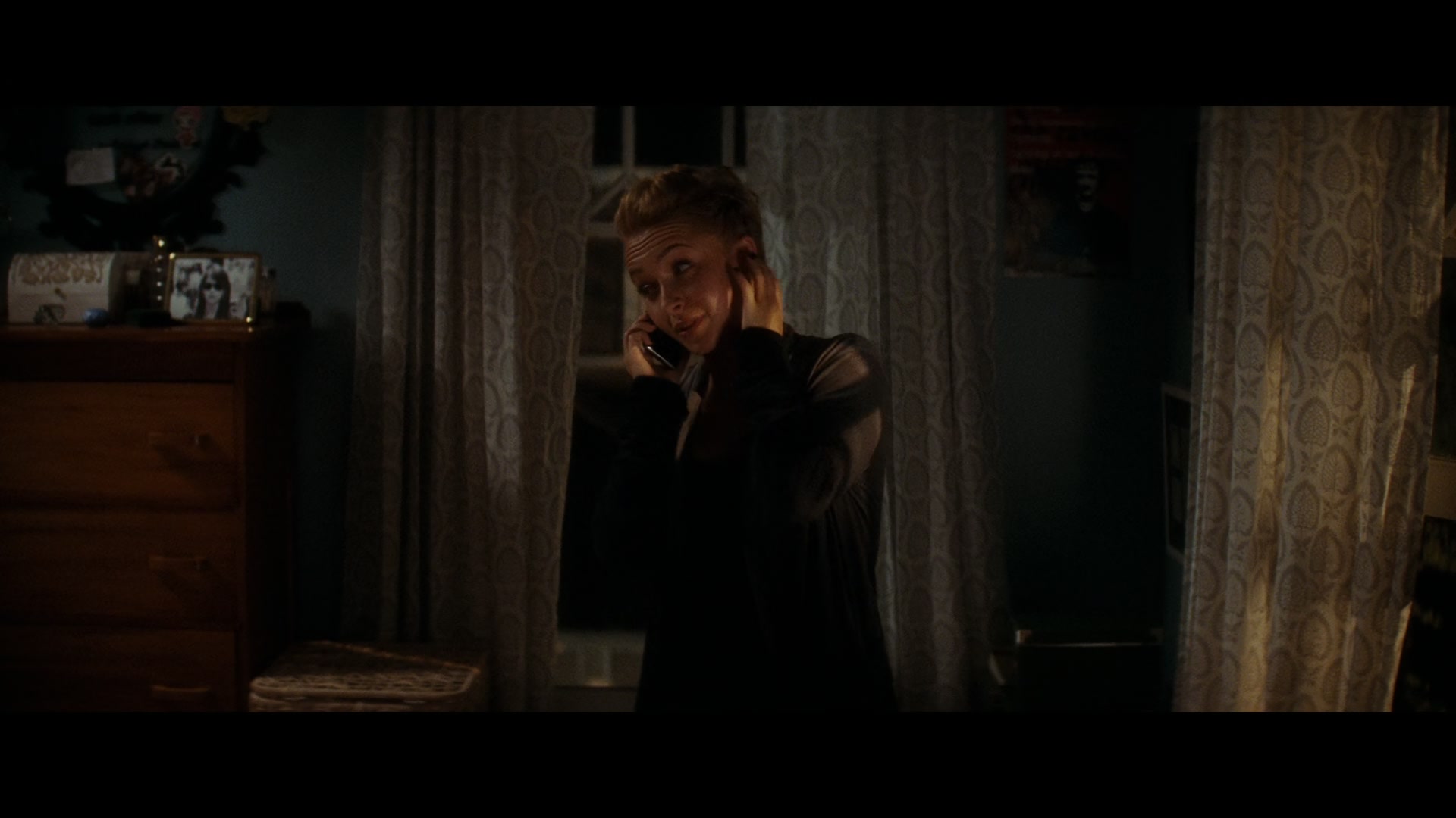 Scream_4_2011_1080p_04871~0.jpg Scream_4_2011_1080p_04871~0.jpg