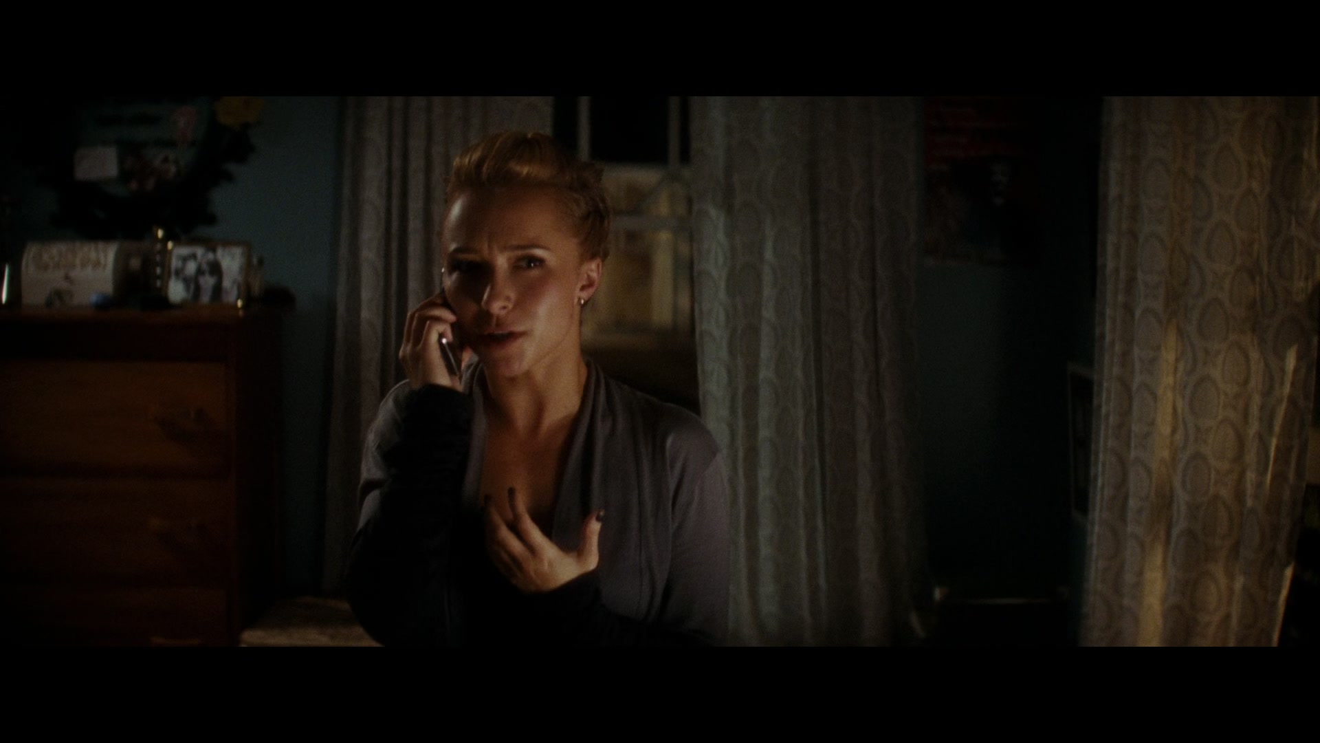 Scream_4_2011_1080p_04879~0.jpg Scream_4_2011_1080p_04879~0.jpg