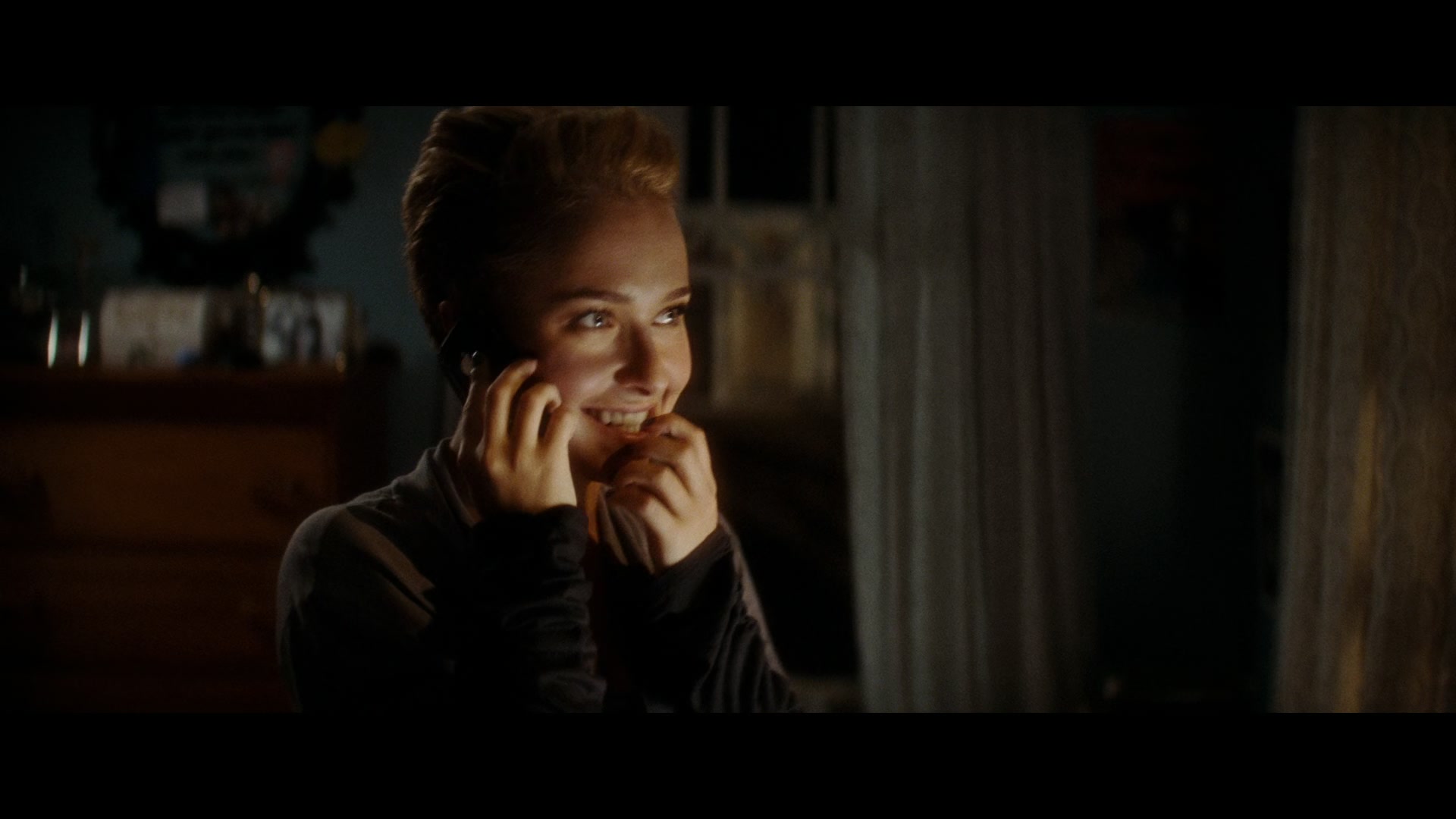 Scream_4_2011_1080p_04886~0.jpg