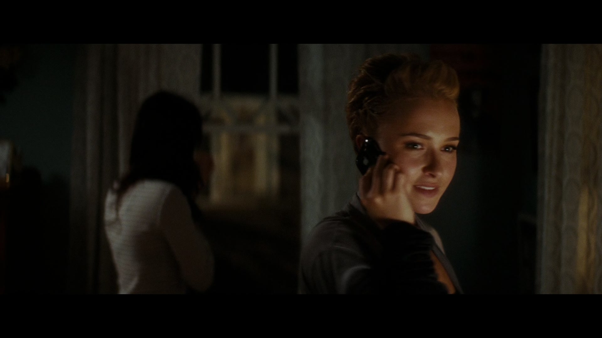 Scream_4_2011_1080p_04903~0.jpg
