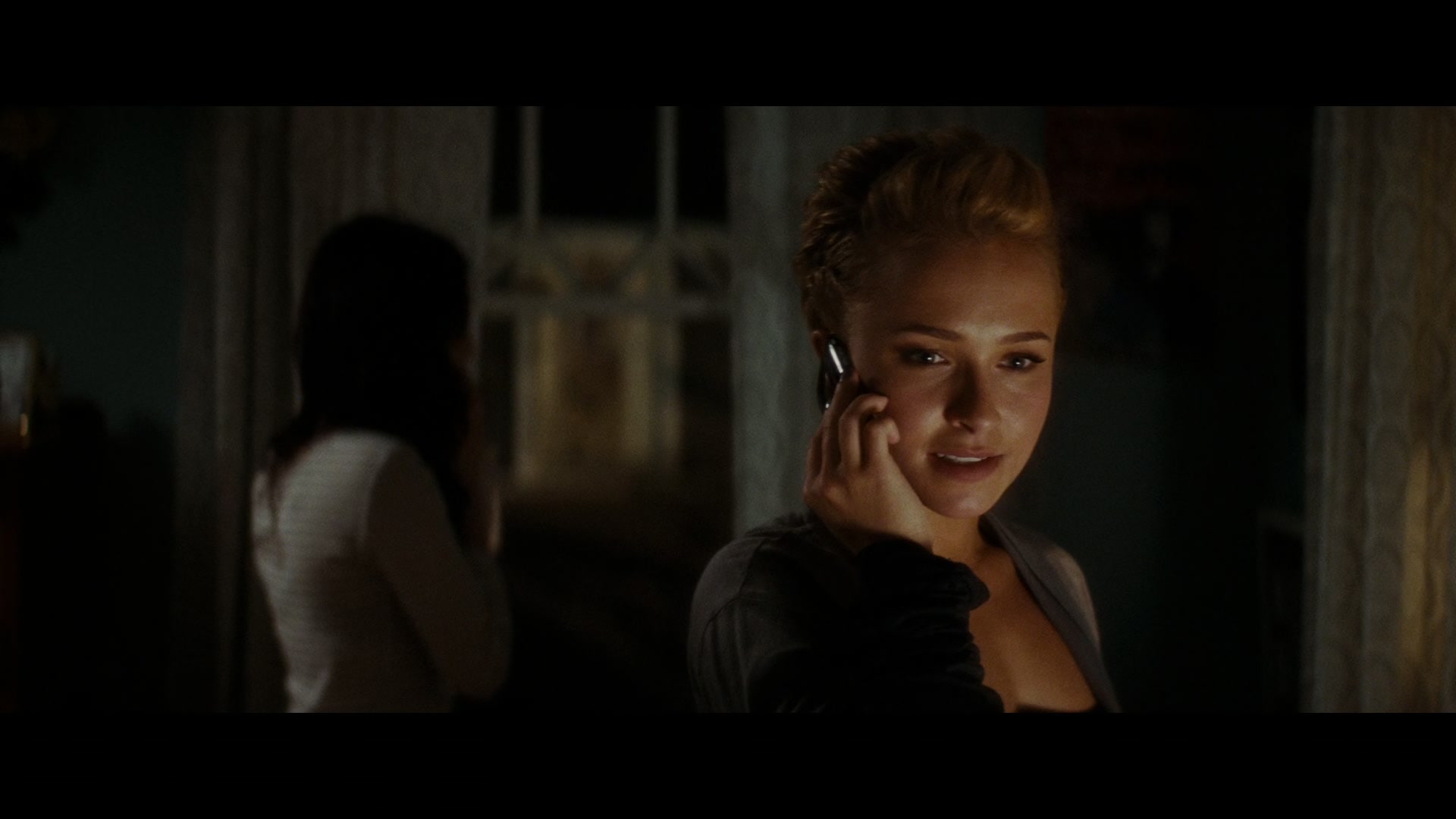 Scream_4_2011_1080p_04904~0.jpg