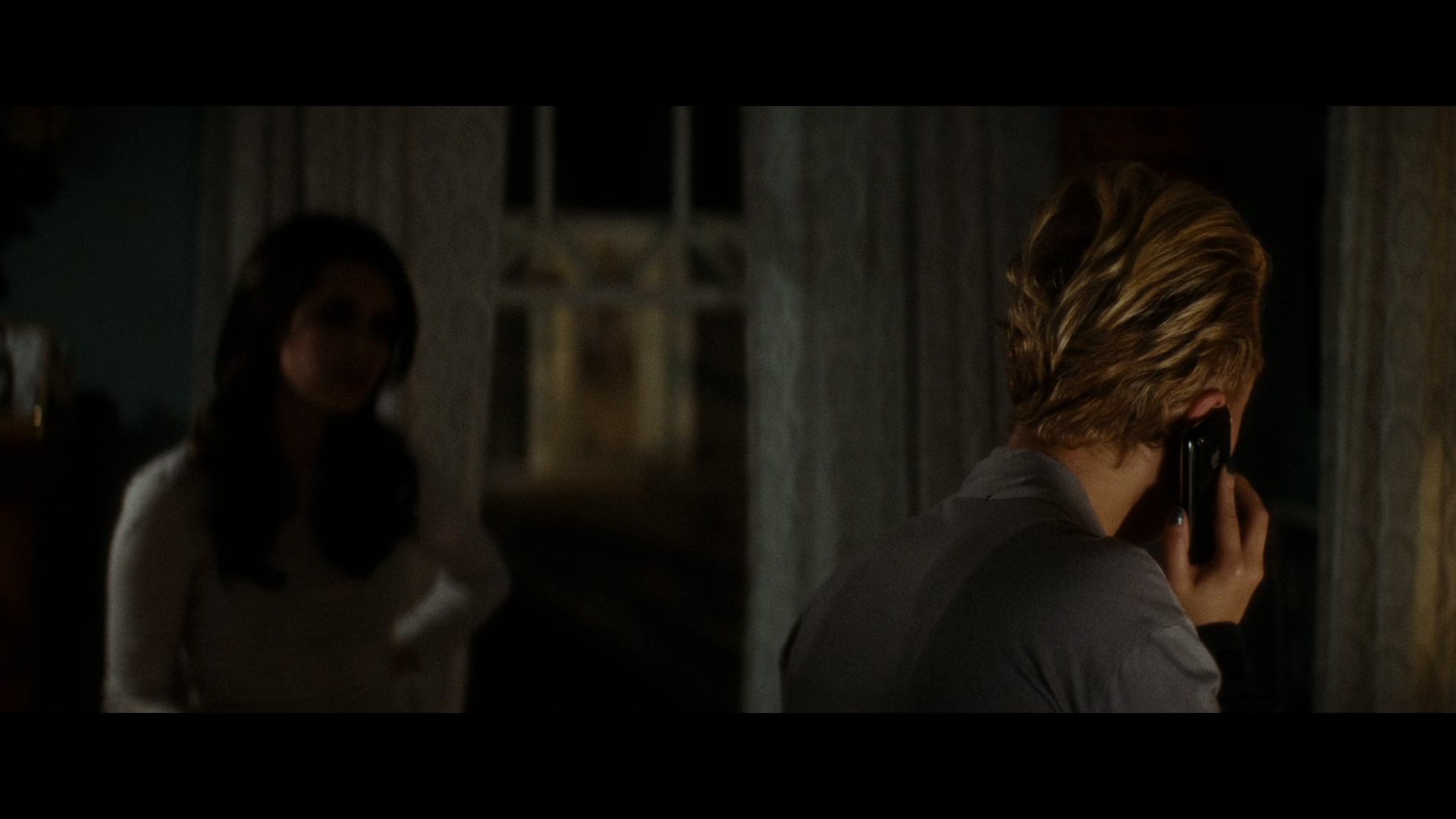 Scream_4_2011_1080p_04915~0.jpg