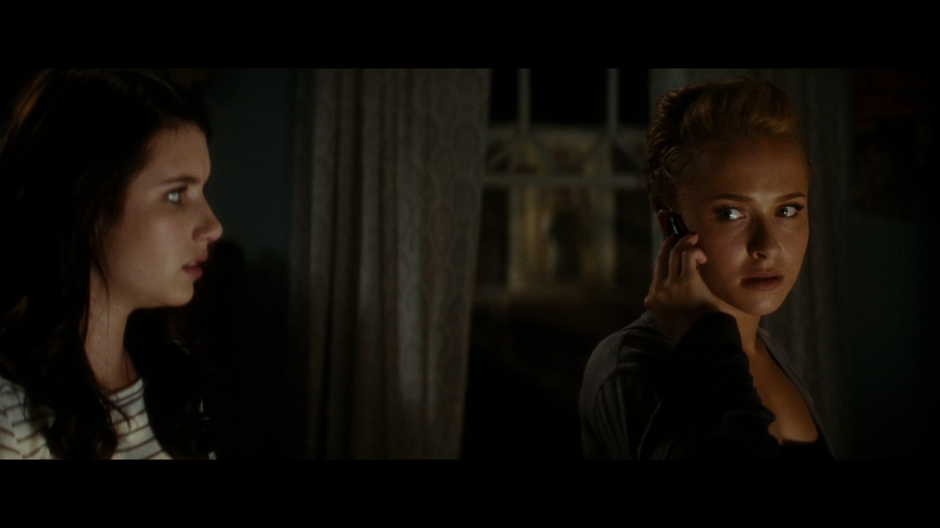 Scream_4_2011_1080p_04951~0.jpg Scream_4_2011_1080p_04951~0.jpg