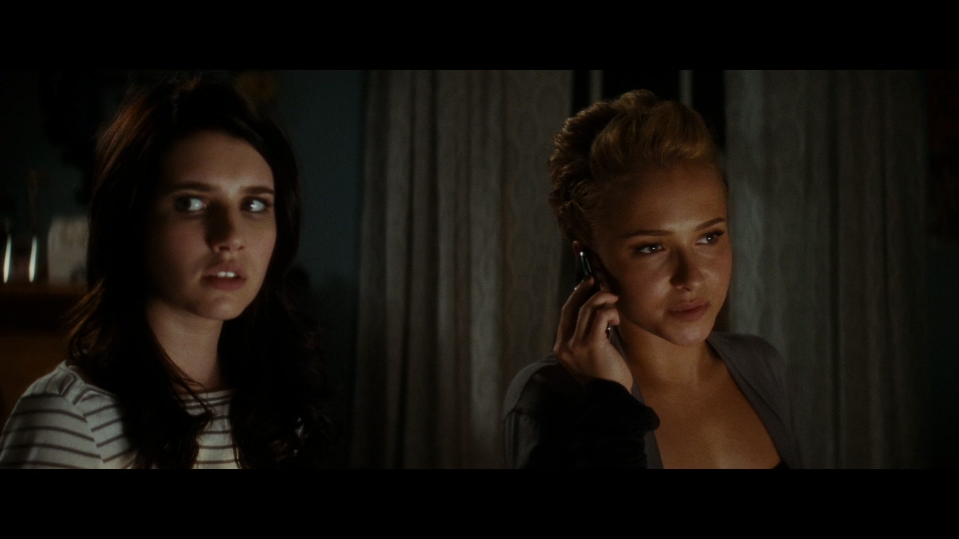 Scream_4_2011_1080p_04958~0.jpg Scream_4_2011_1080p_04958~0.jpg