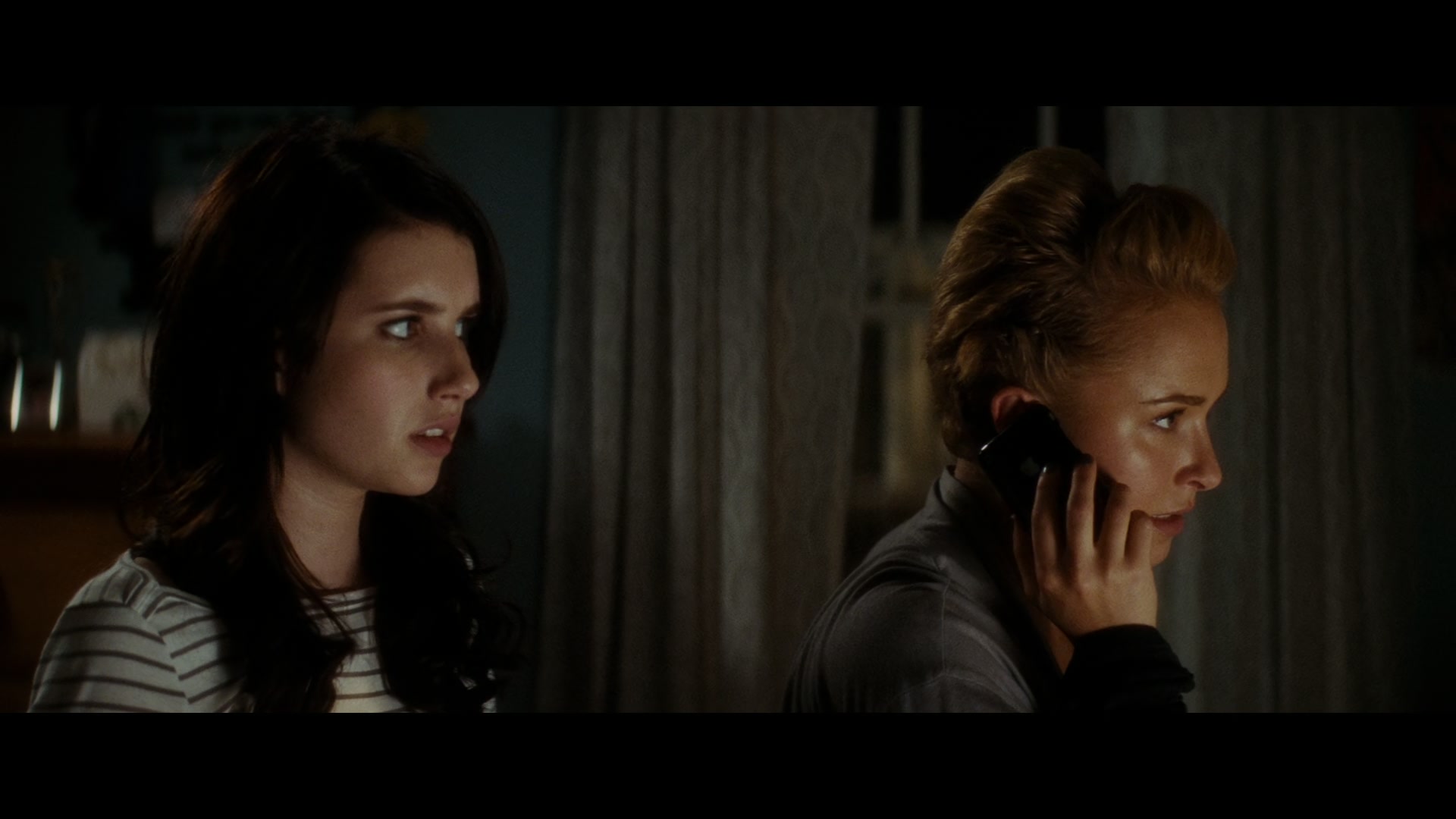 Scream_4_2011_1080p_04962~0.jpg Scream_4_2011_1080p_04962~0.jpg