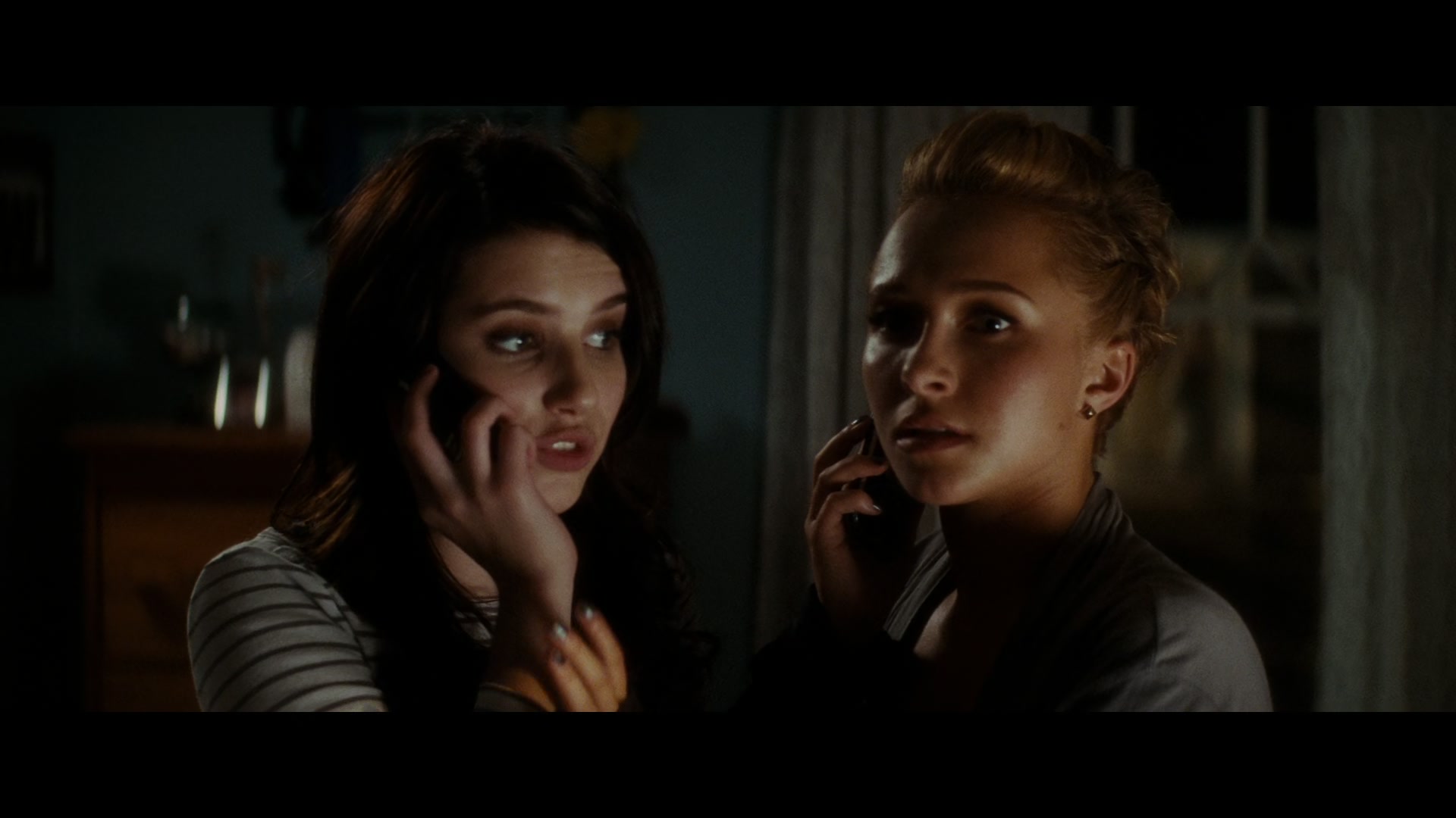 Scream_4_2011_1080p_04988~0.jpg
