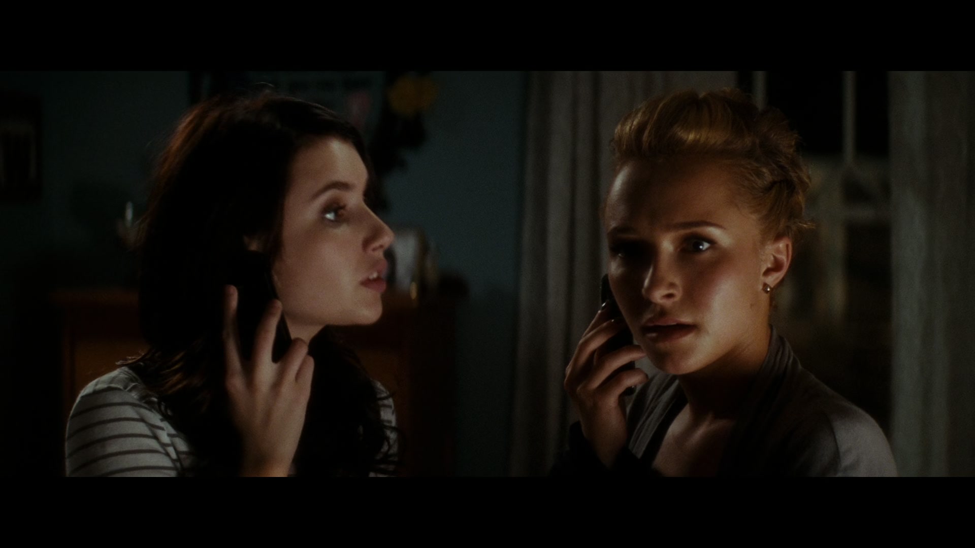 Scream_4_2011_1080p_04992~0.jpg