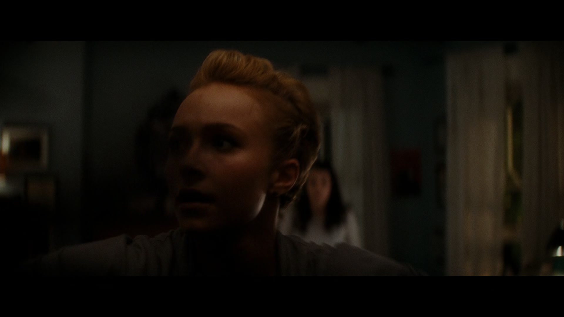 Scream_4_2011_1080p_05036~0.jpg Scream_4_2011_1080p_05036~0.jpg