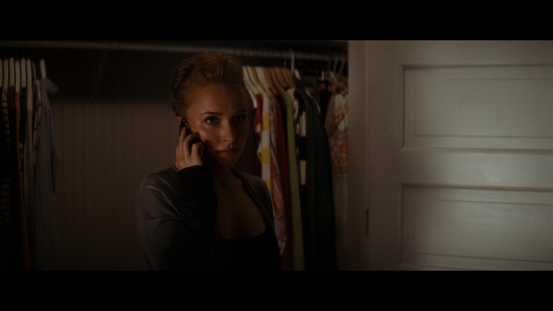 Scream_4_2011_1080p_05053~0.jpg Scream_4_2011_1080p_05053~0.jpg