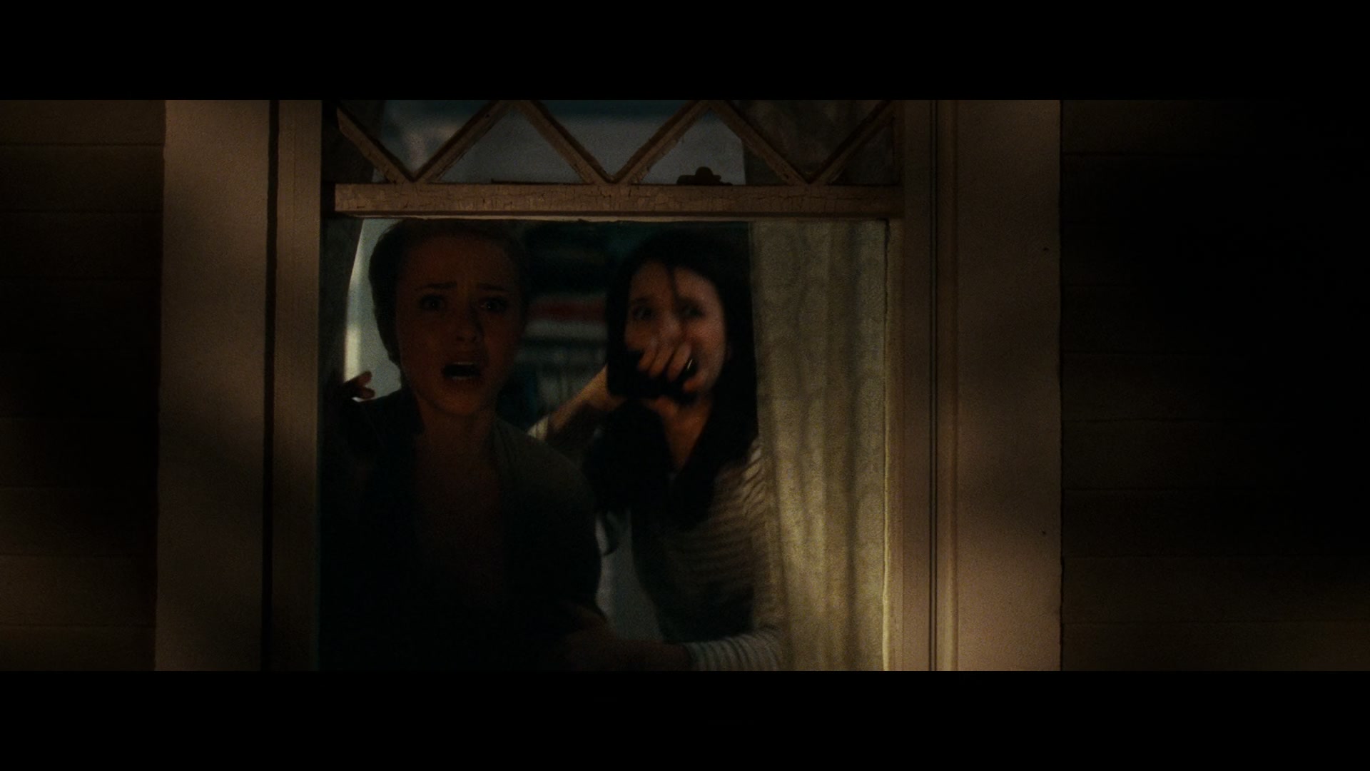Scream_4_2011_1080p_05213~0.jpg Scream_4_2011_1080p_05213~0.jpg