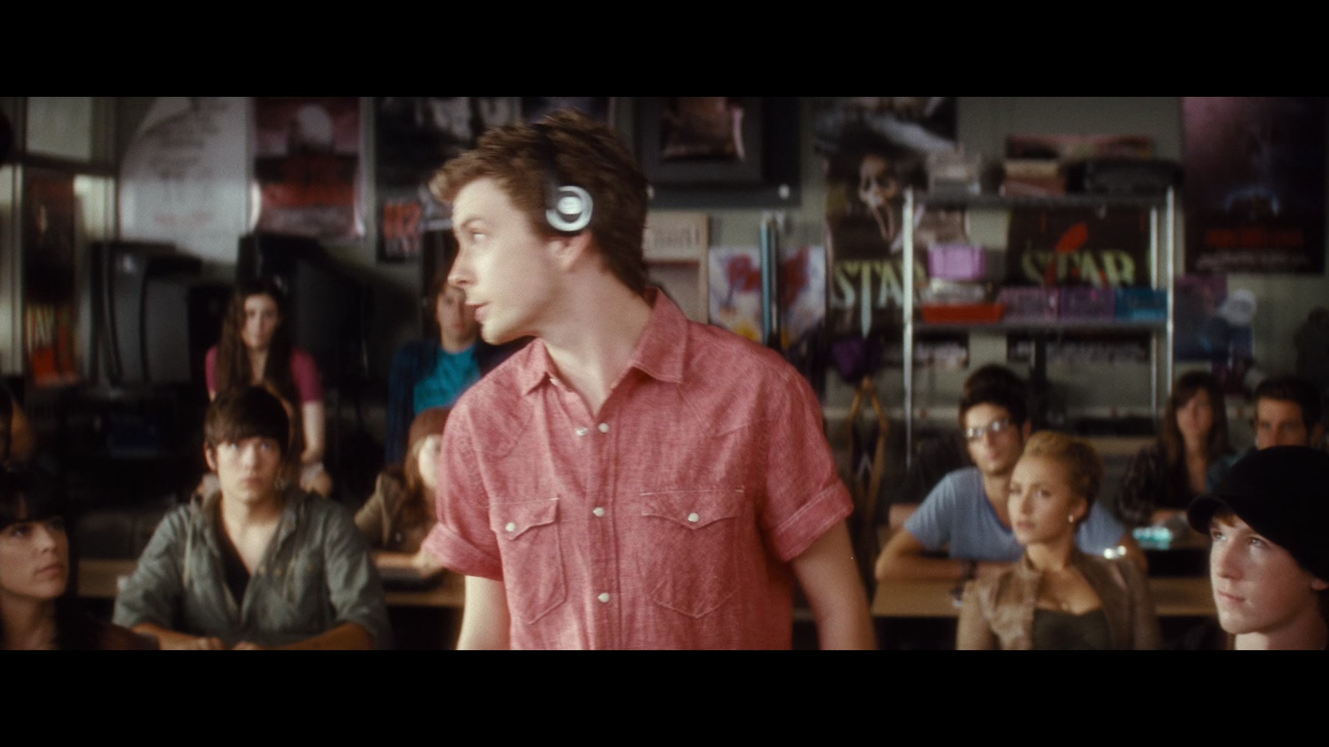 Scream_4_2011_1080p_07222~0.jpg Scream_4_2011_1080p_07222~0.jpg