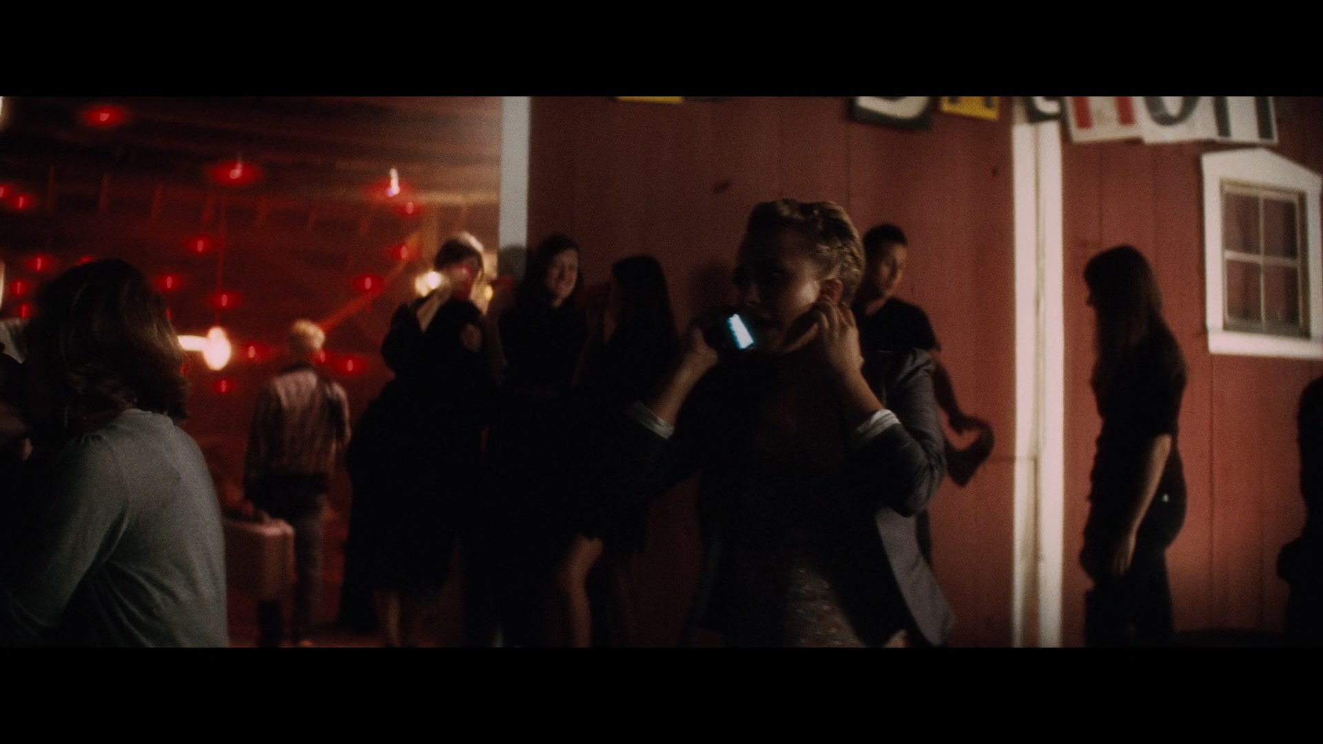 Scream_4_2011_1080p_07855~0.jpg