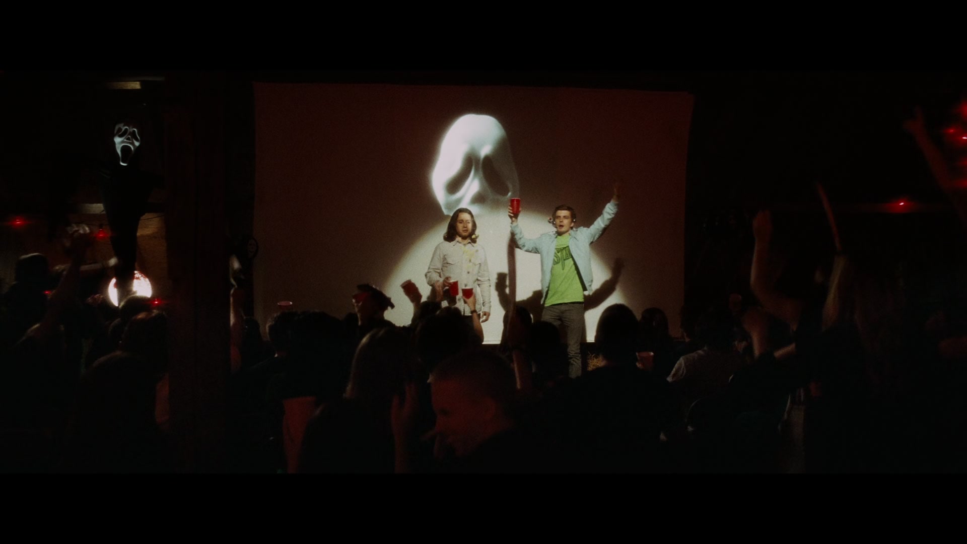 Scream_4_2011_1080p_07987.jpg