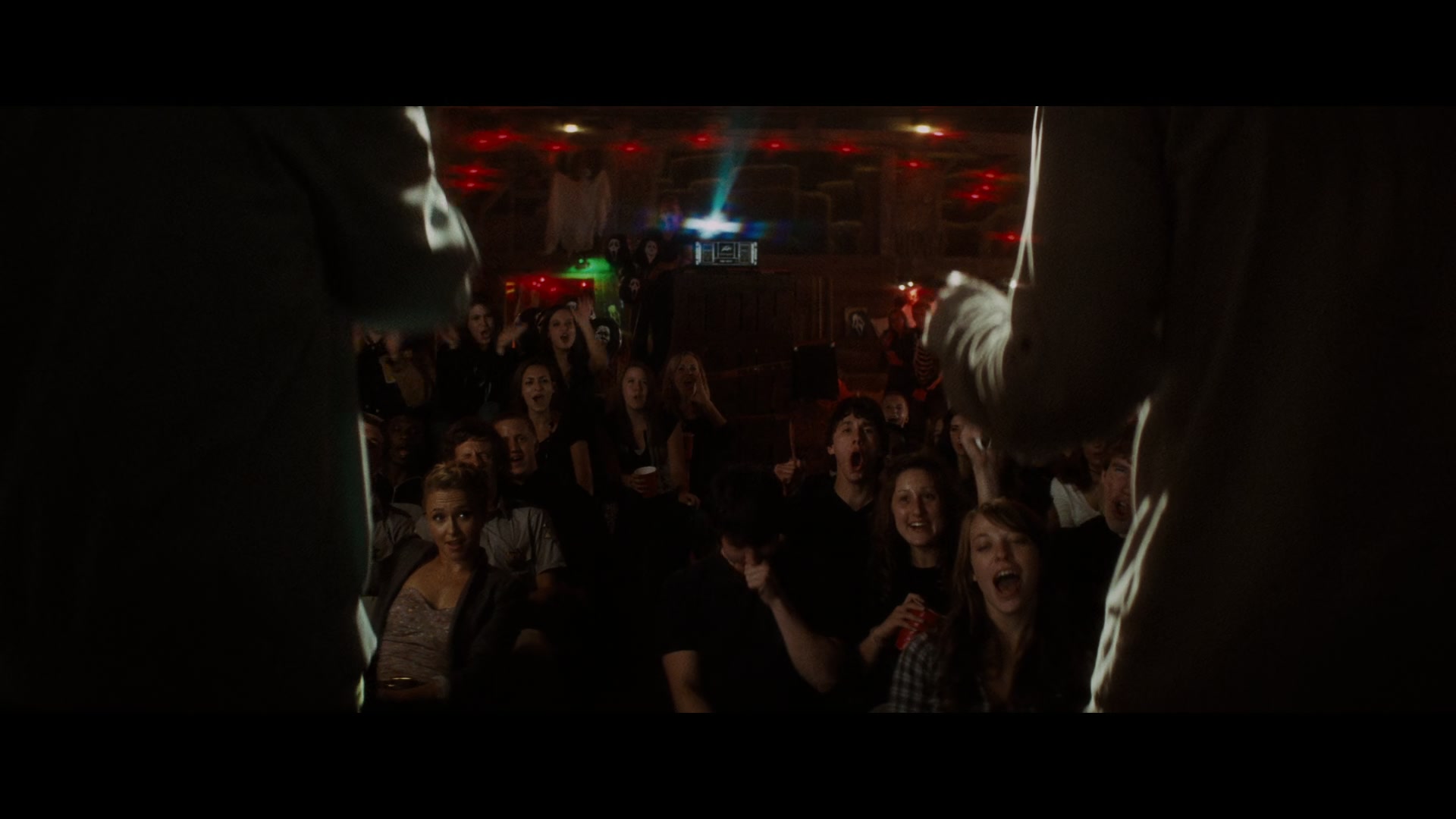 Scream_4_2011_1080p_08012~0.jpg Scream_4_2011_1080p_08012~0.jpg