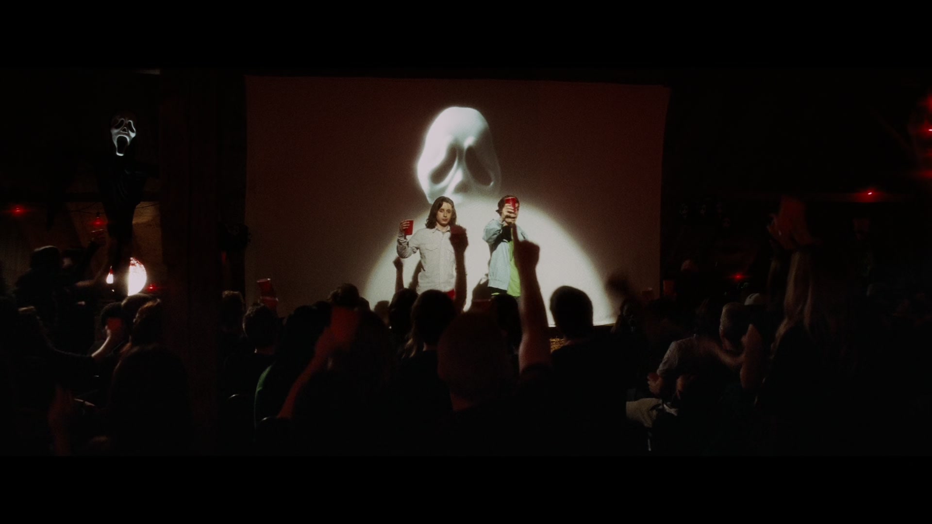 Scream_4_2011_1080p_08023.jpg