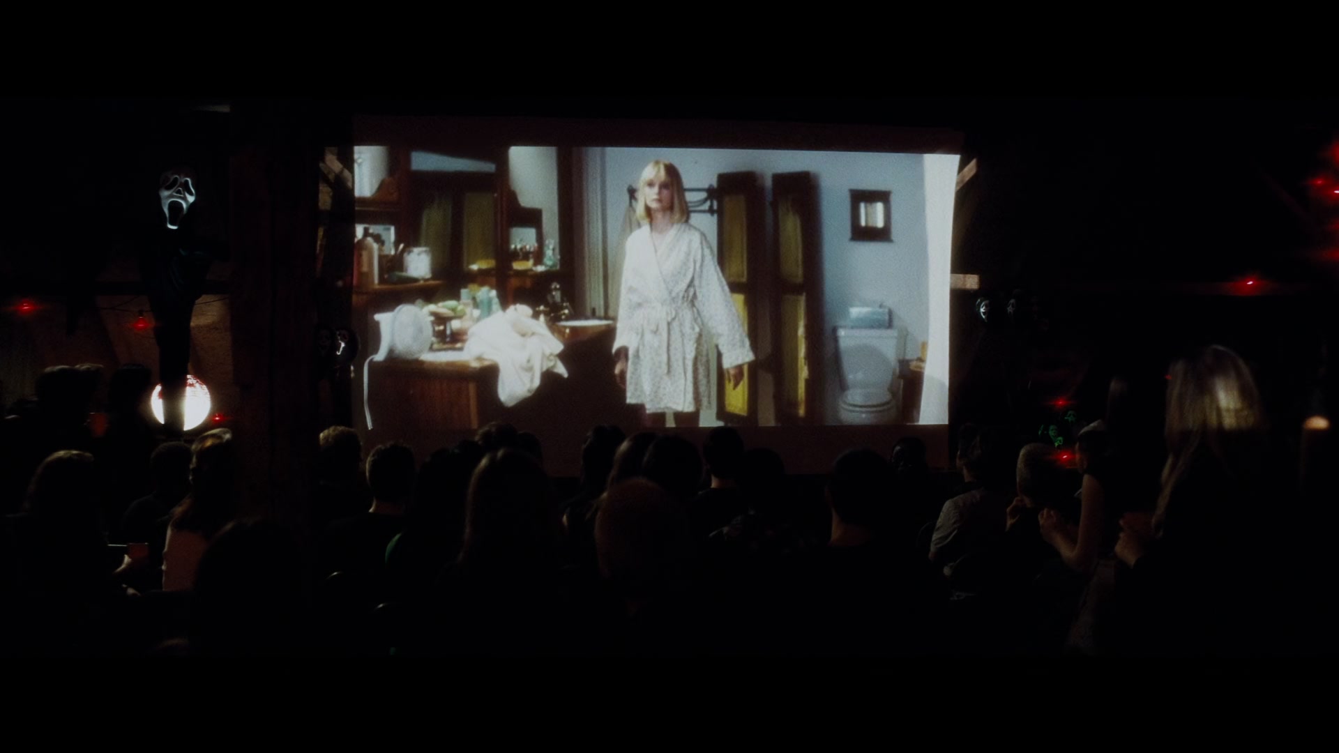Scream_4_2011_1080p_08217.jpg