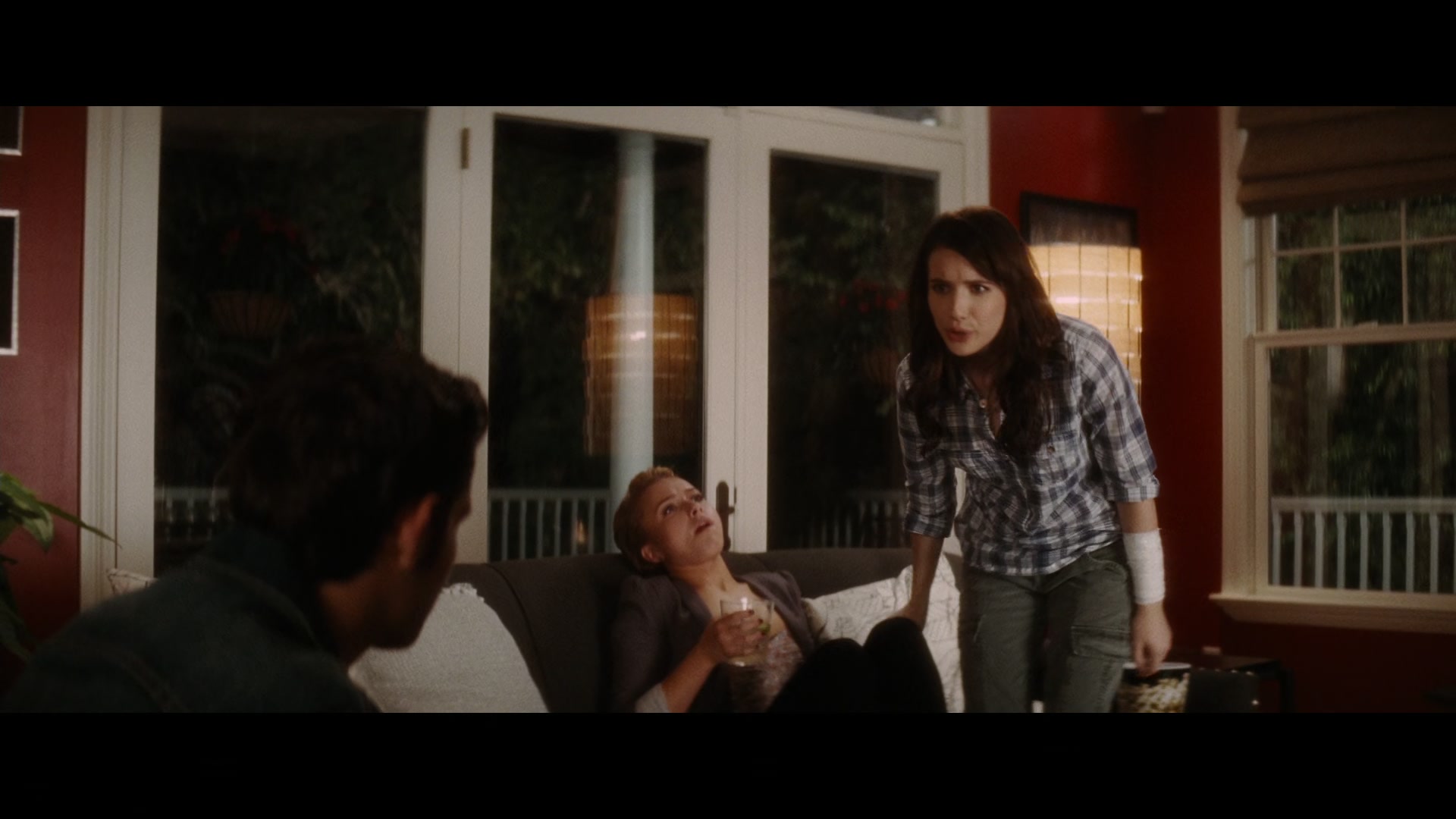 Scream_4_2011_1080p_10500~0.jpg Scream_4_2011_1080p_10500~0.jpg