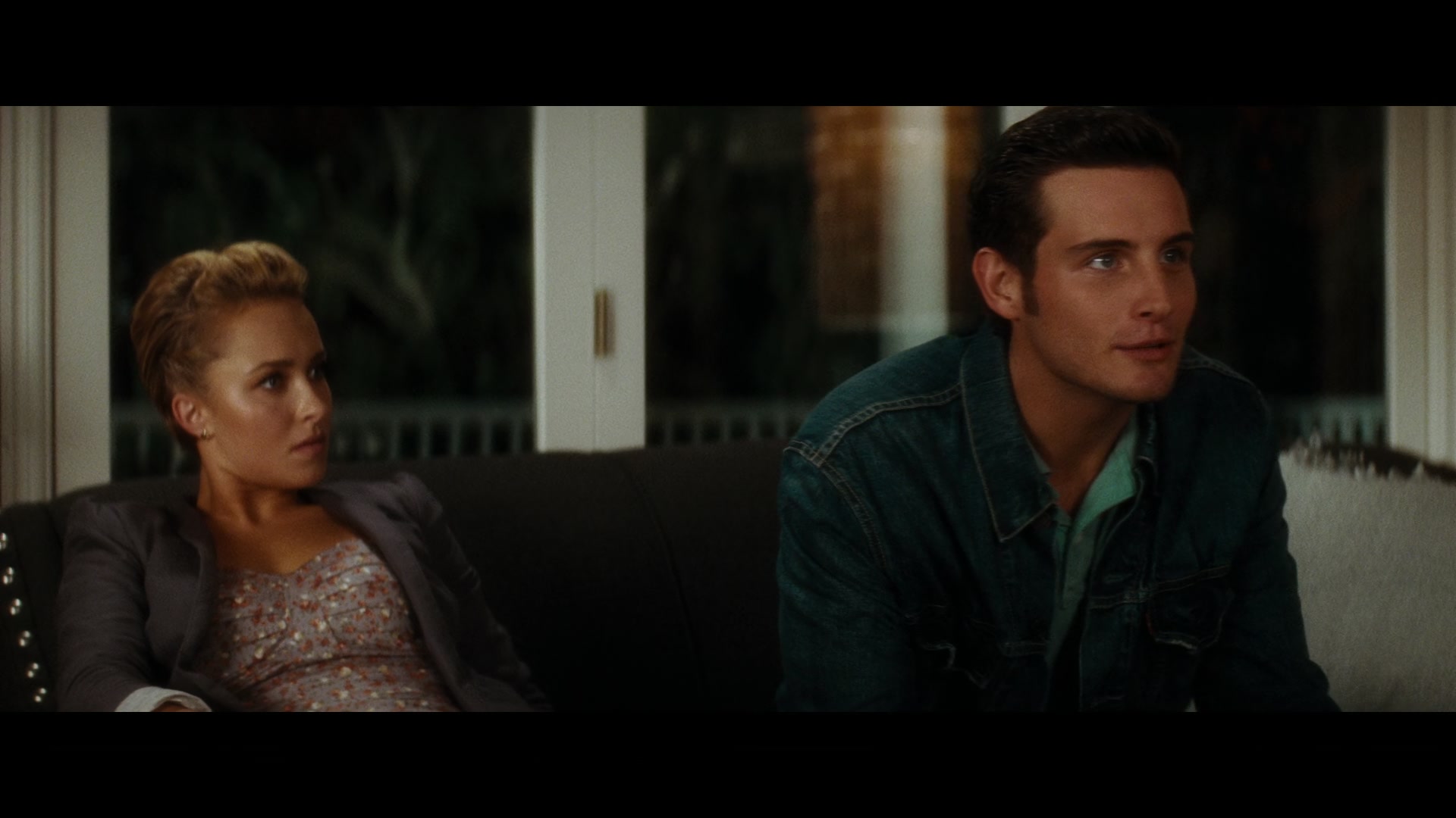 Scream_4_2011_1080p_11093~0.jpg Scream_4_2011_1080p_11093~0.jpg