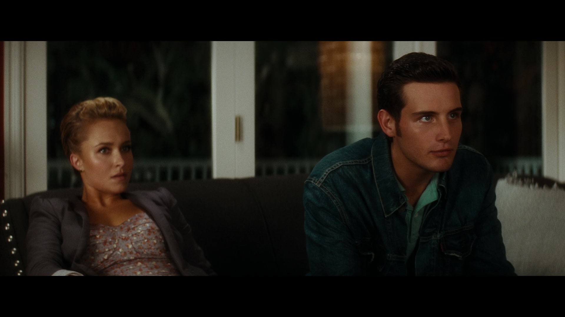 Scream_4_2011_1080p_11097~0.jpg Scream_4_2011_1080p_11097~0.jpg