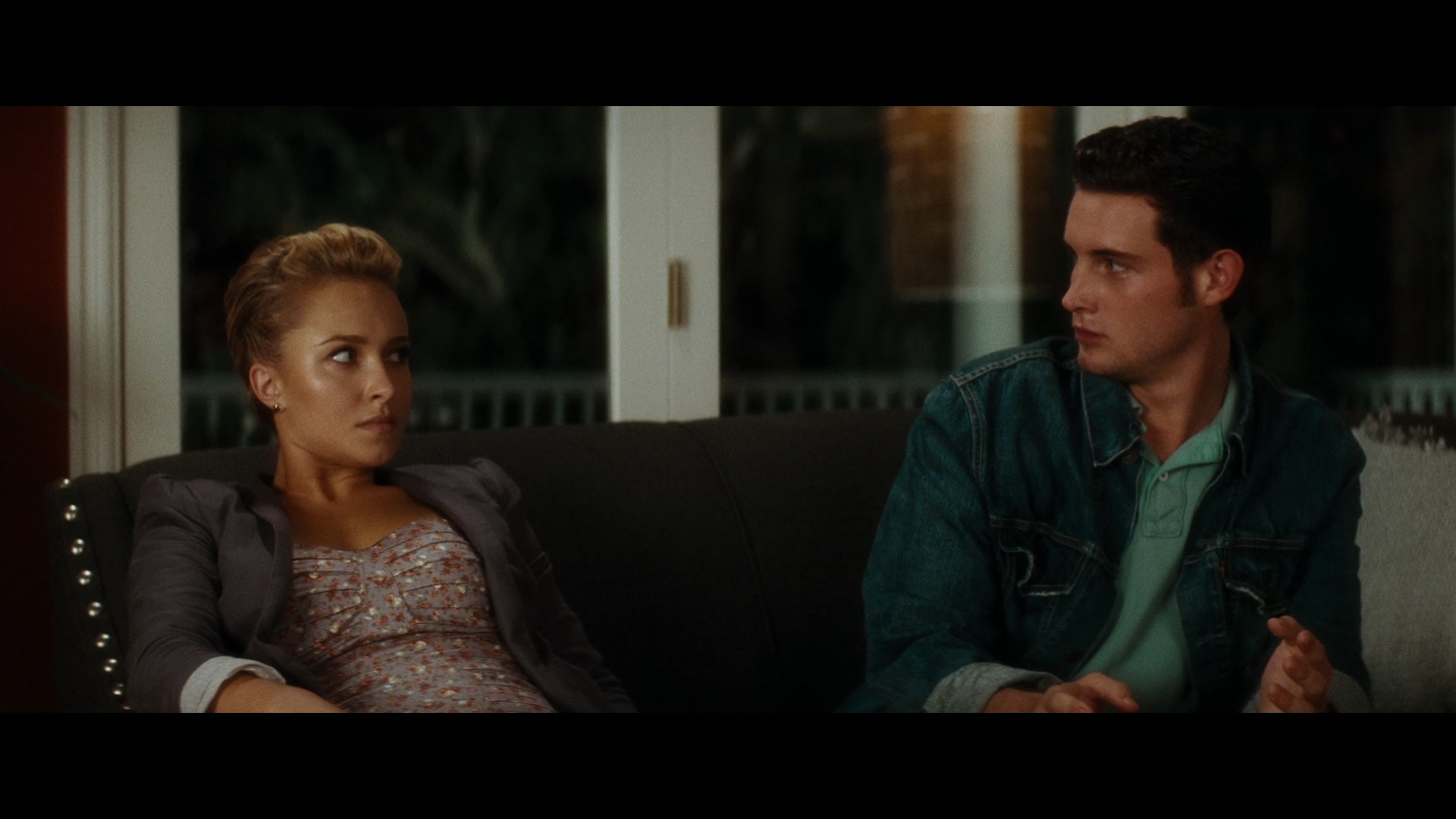 Scream_4_2011_1080p_11124~0.jpg Scream_4_2011_1080p_11124~0.jpg