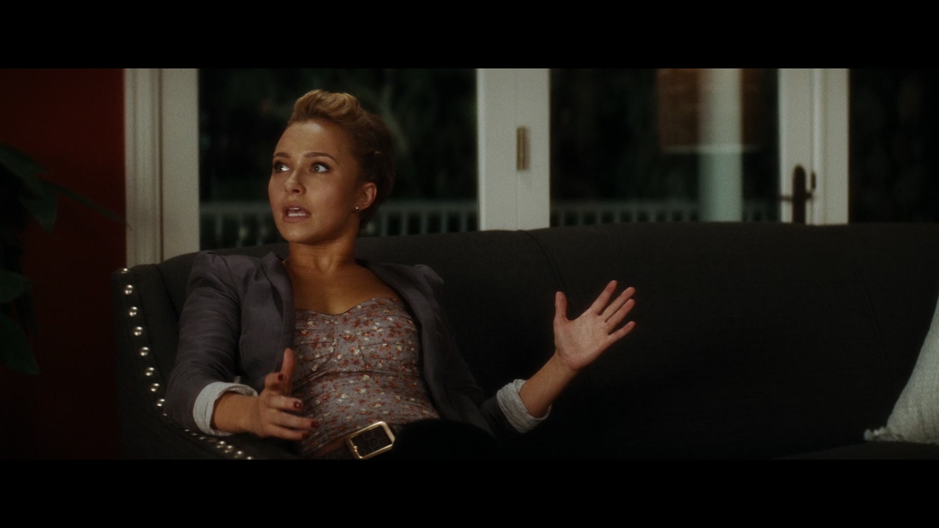 Scream_4_2011_1080p_11158~0.jpg