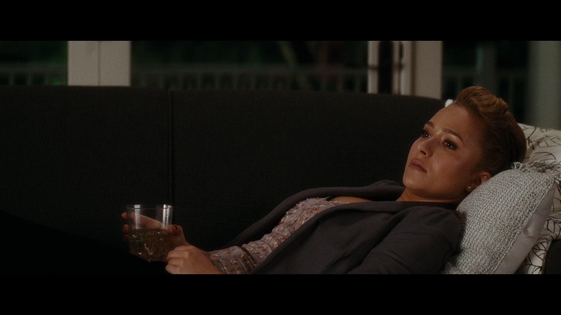 Scream_4_2011_1080p_11329~0.jpg Scream_4_2011_1080p_11329~0.jpg