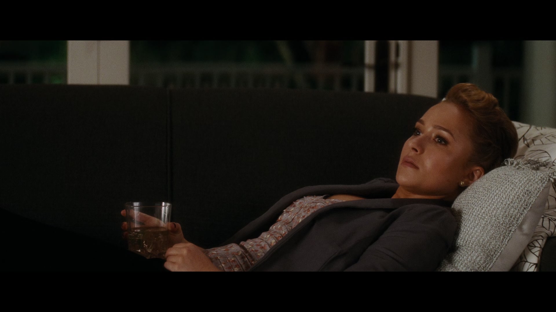 Scream_4_2011_1080p_11330~0.jpg Scream_4_2011_1080p_11330~0.jpg