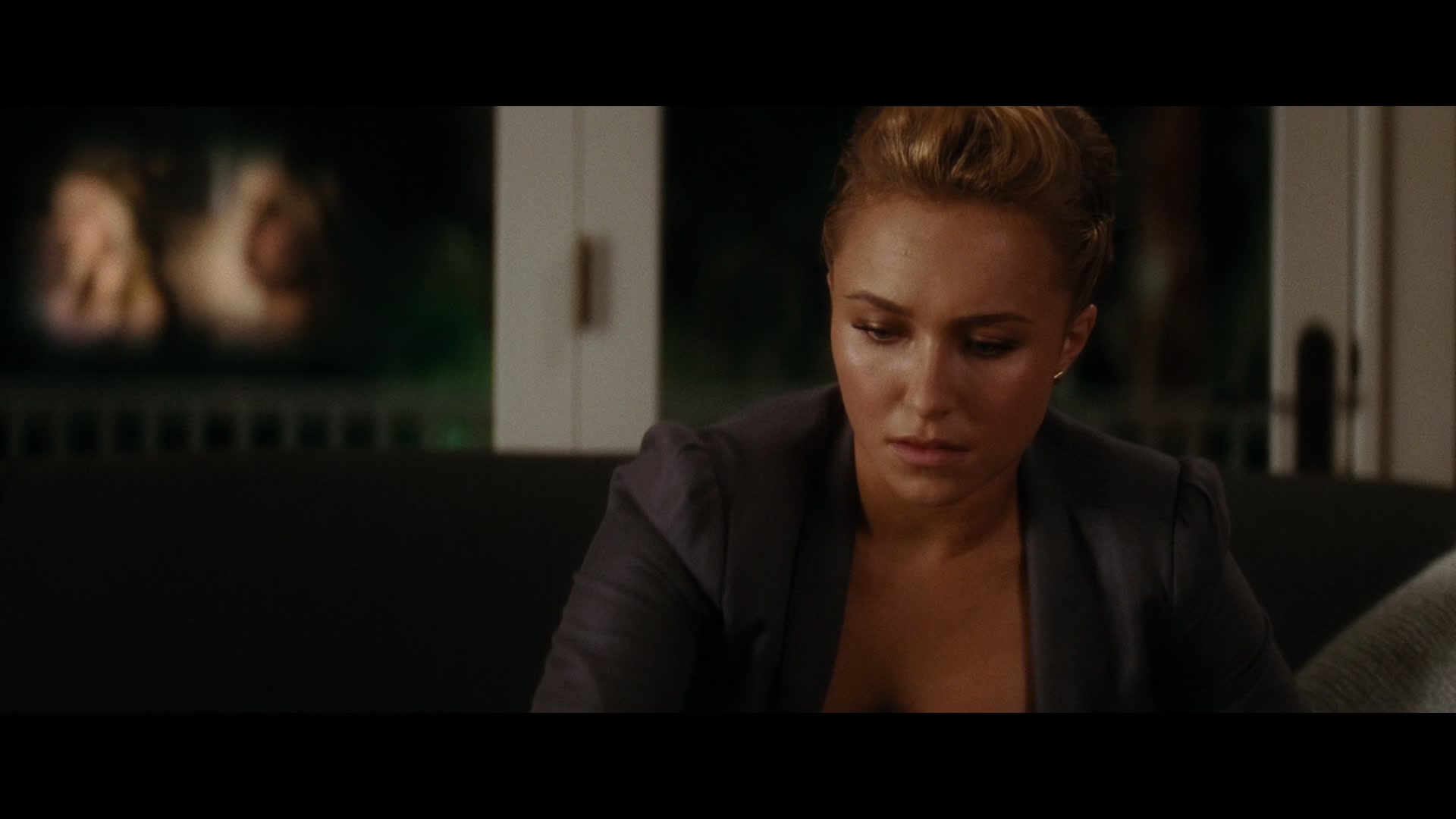Scream_4_2011_1080p_11339~0.jpg