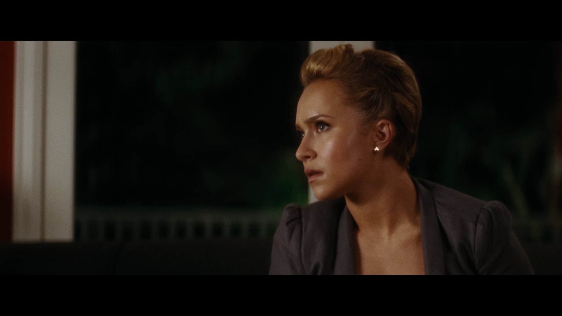 Scream_4_2011_1080p_11351~0.jpg Scream_4_2011_1080p_11351~0.jpg