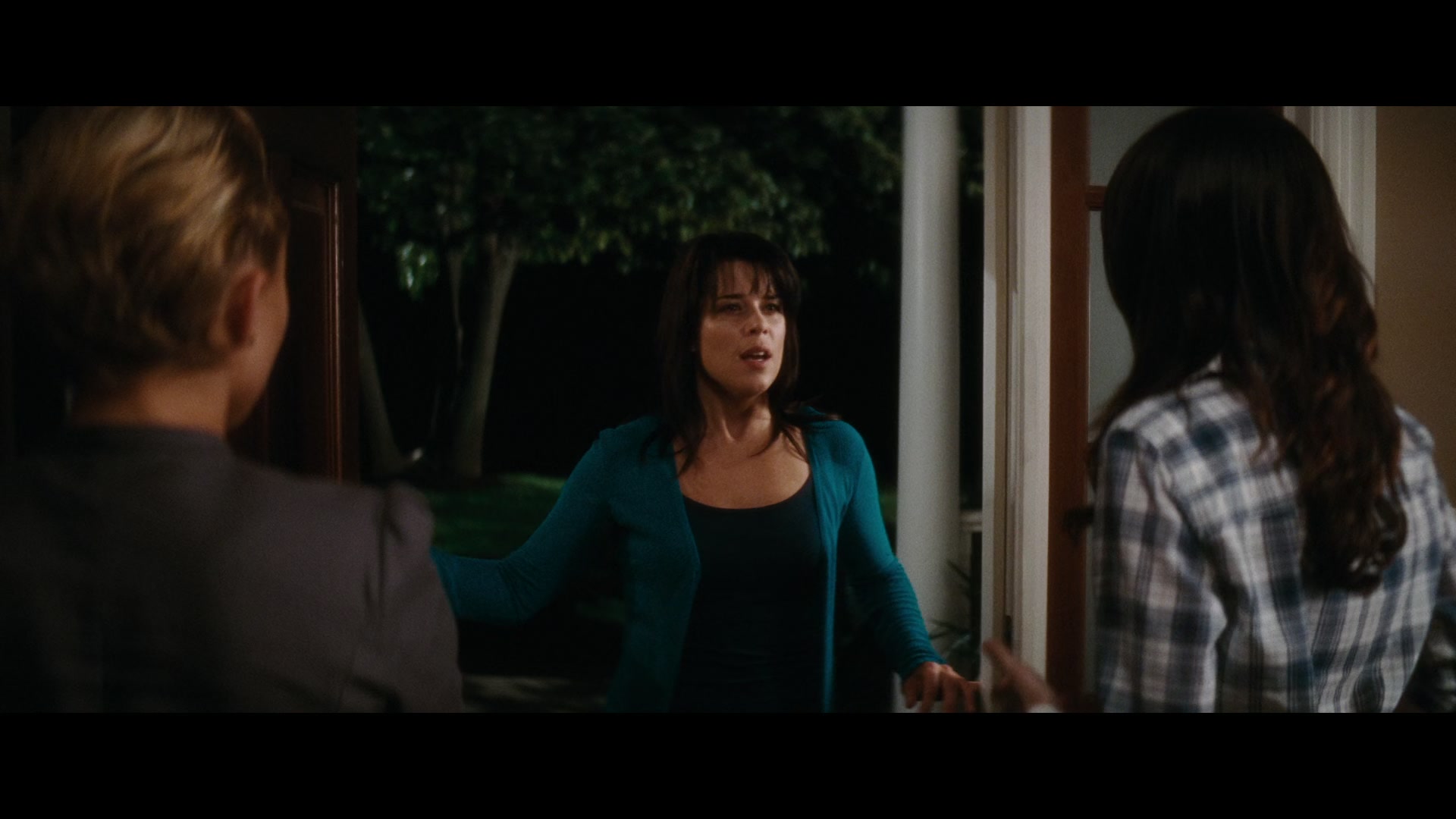 Scream_4_2011_1080p_11450~0.jpg Scream_4_2011_1080p_11450~0.jpg