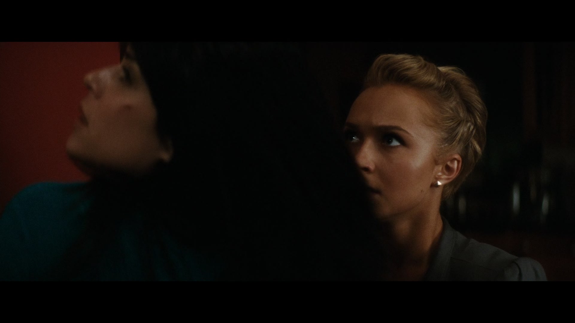 Scream_4_2011_1080p_11739~0.jpg