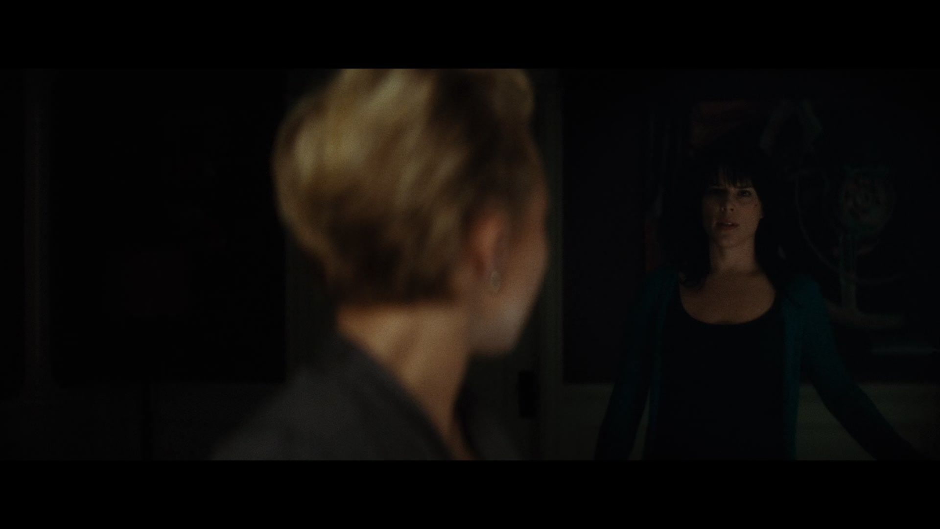 Scream_4_2011_1080p_11823~0.jpg Scream_4_2011_1080p_11823~0.jpg