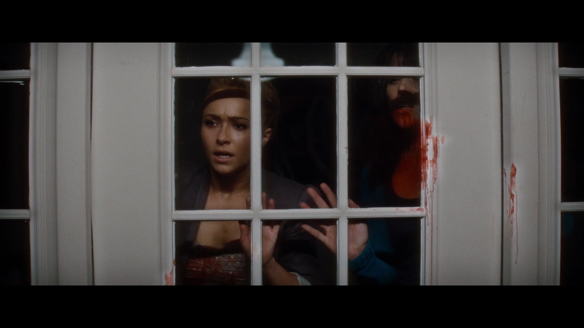 Scream_4_2011_1080p_11883~0.jpg
