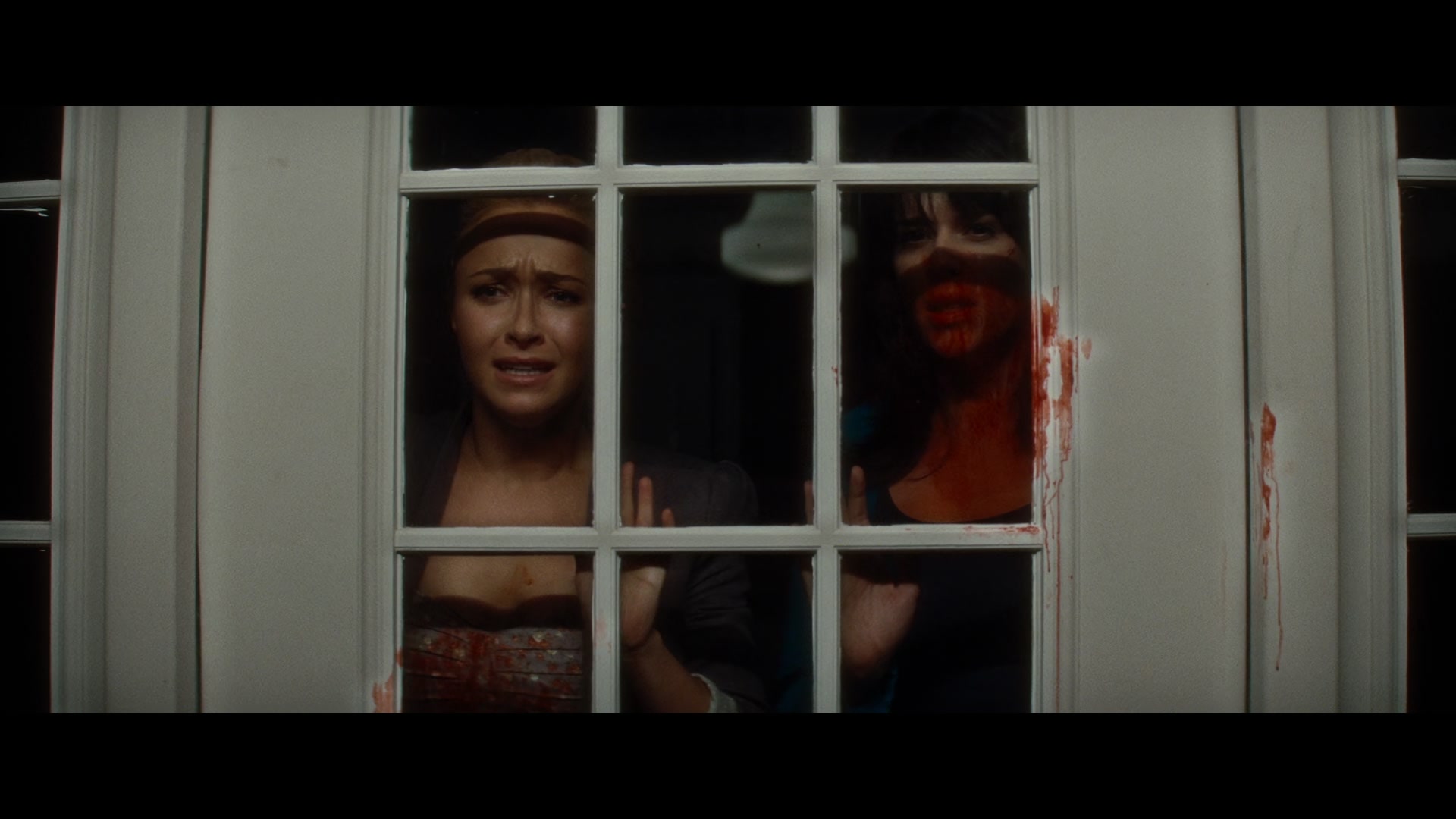 Scream_4_2011_1080p_11928~0.jpg