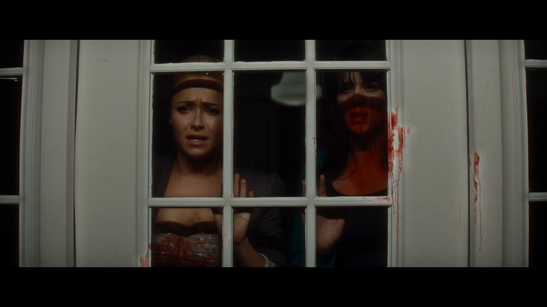 Scream_4_2011_1080p_11929~0.jpg